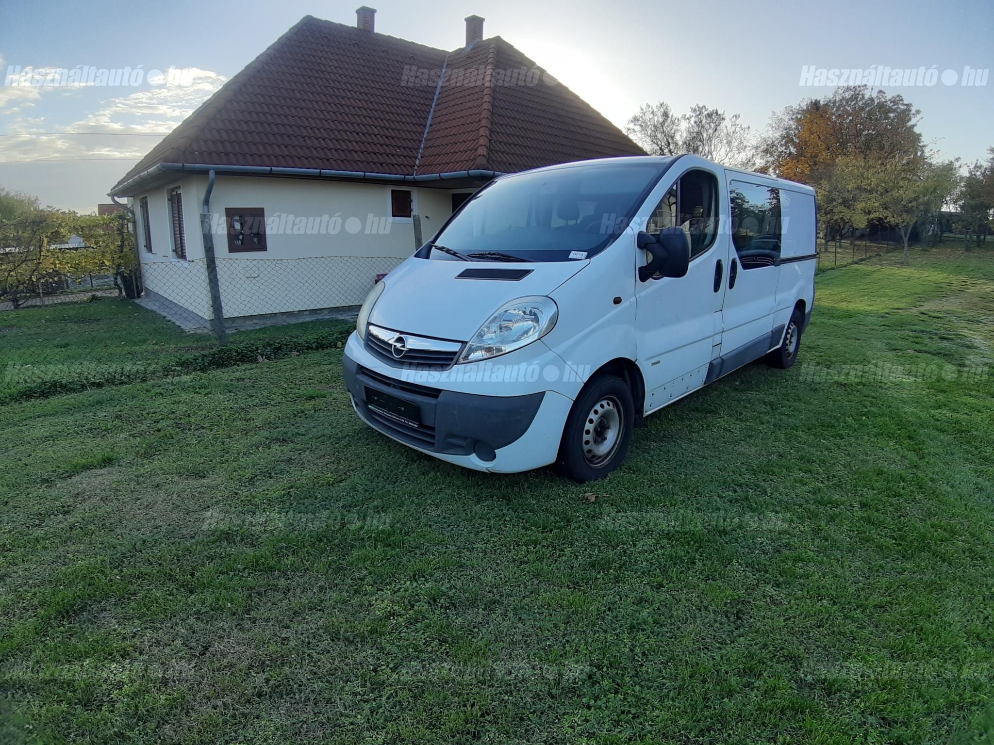 OPEL VIVARO 2011/9 - 1