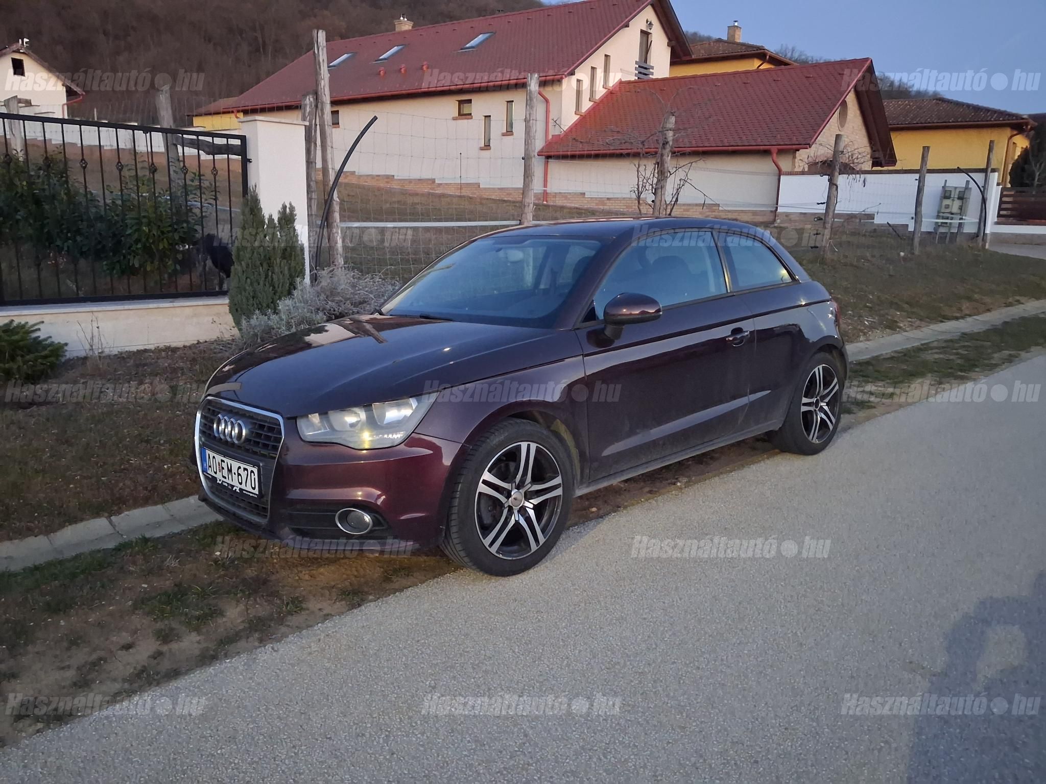 AUDI A1 2010/6 - 1