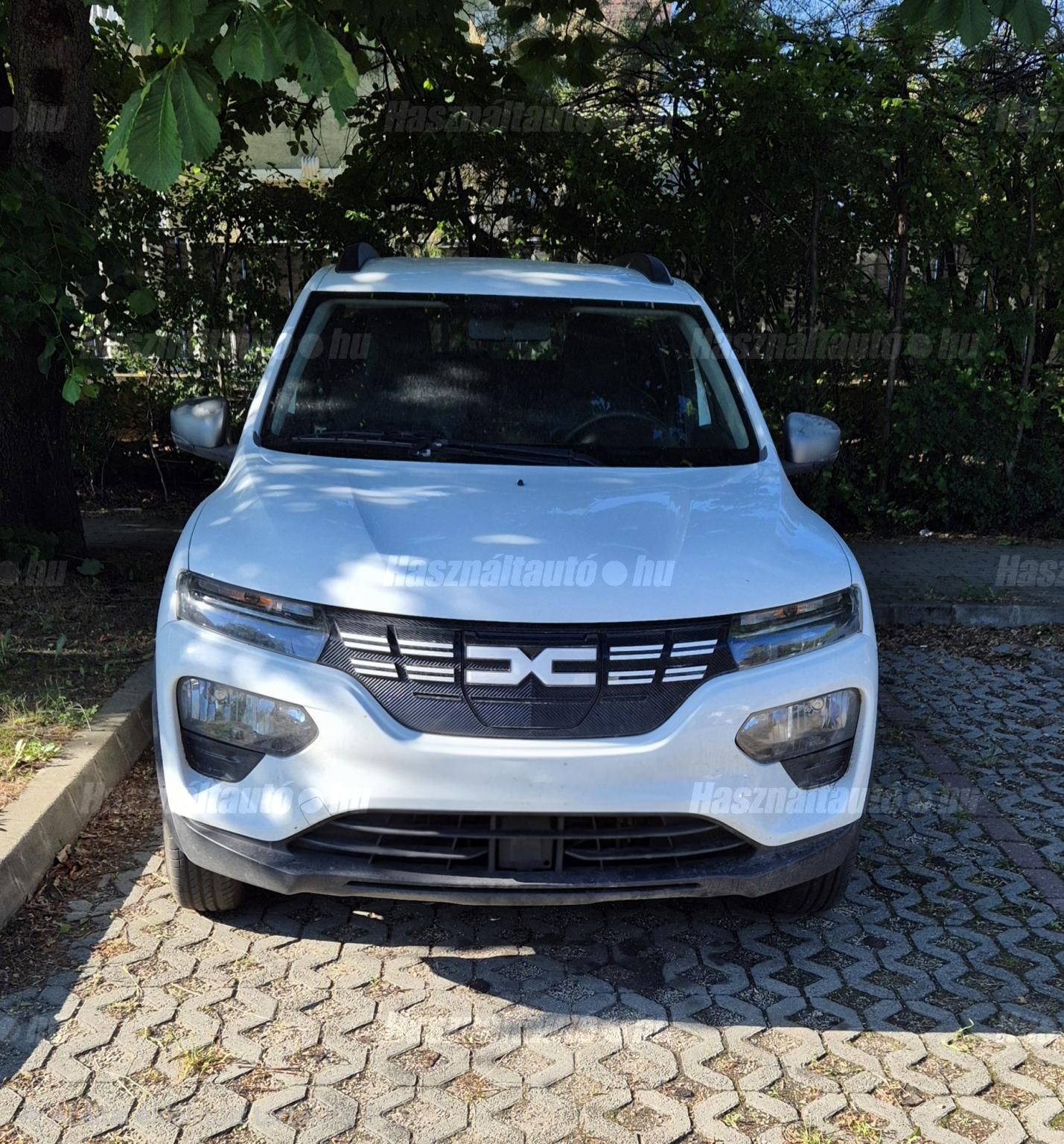 DACIA SPRING 2023/12 - 1