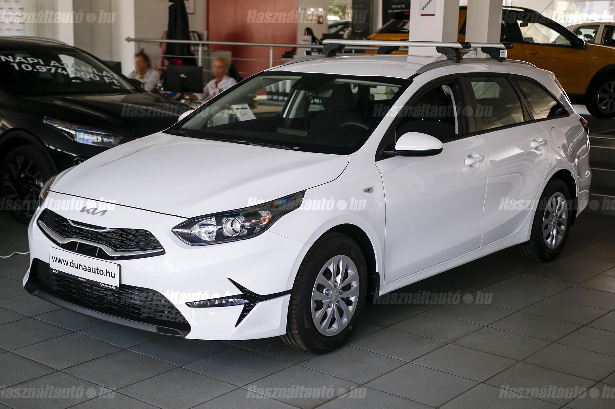 KIA CEE'D 2025/10 - 1