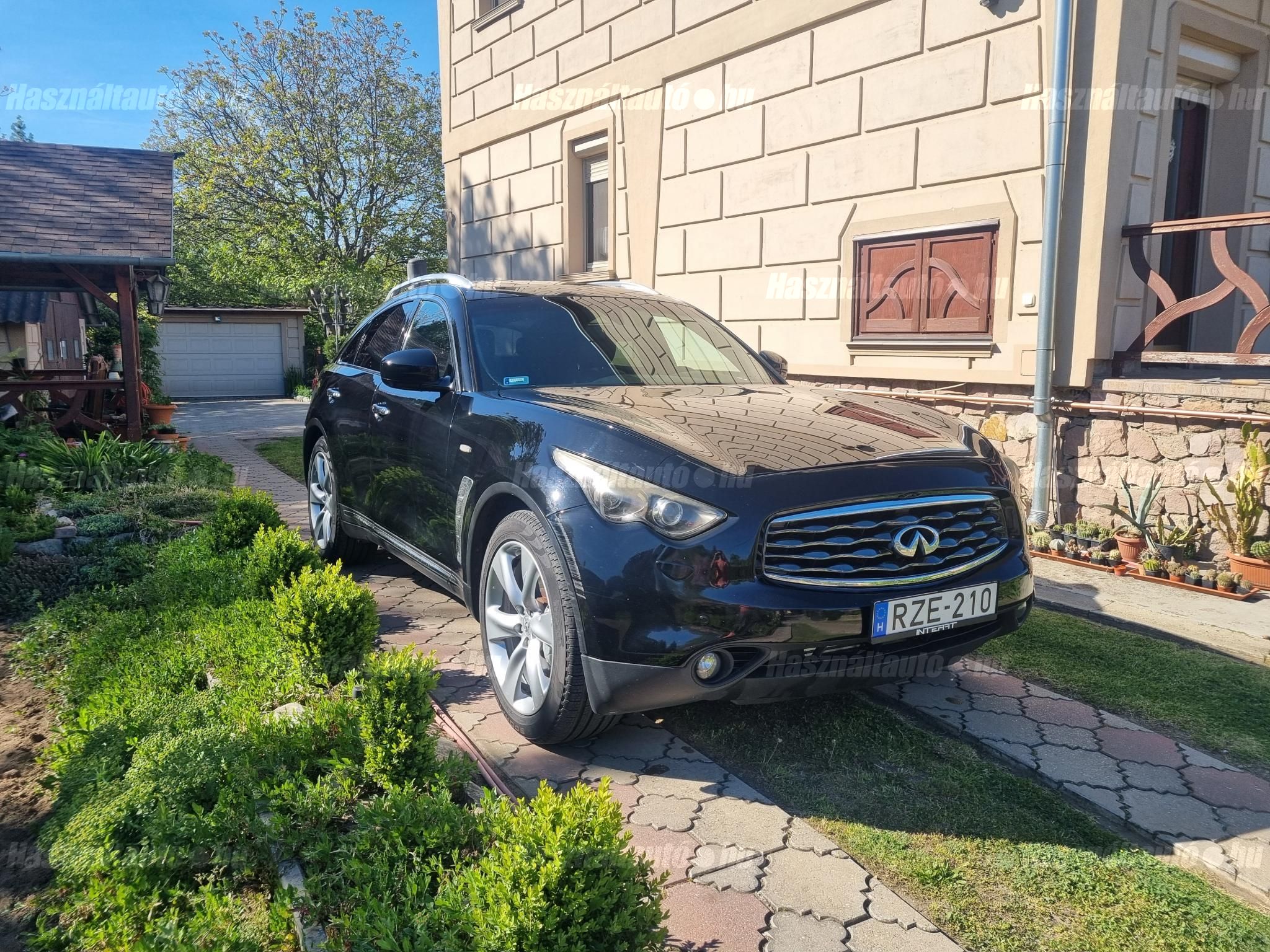 INFINITI FX 2011/1 - 1