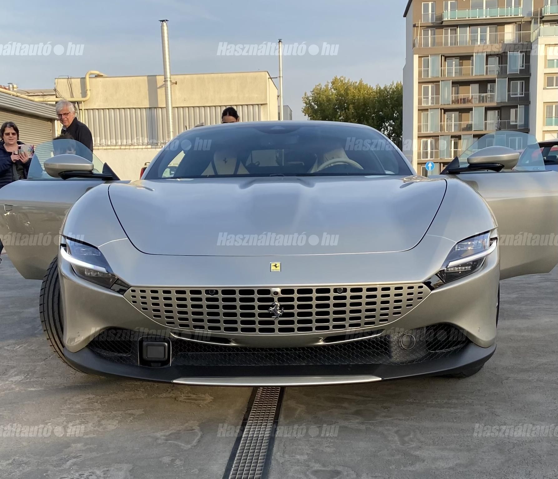 FERRARI ROMA 2021/10 - 1