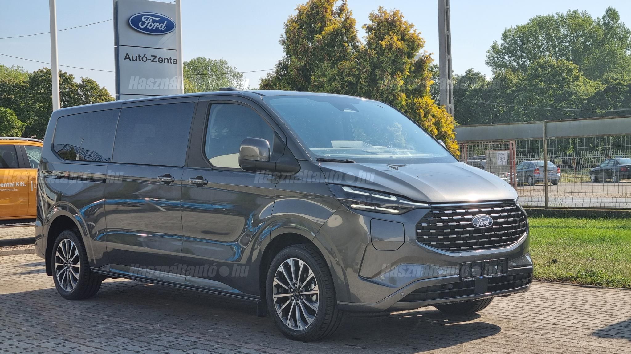 FORD TOURNEO 2025/11 - 1