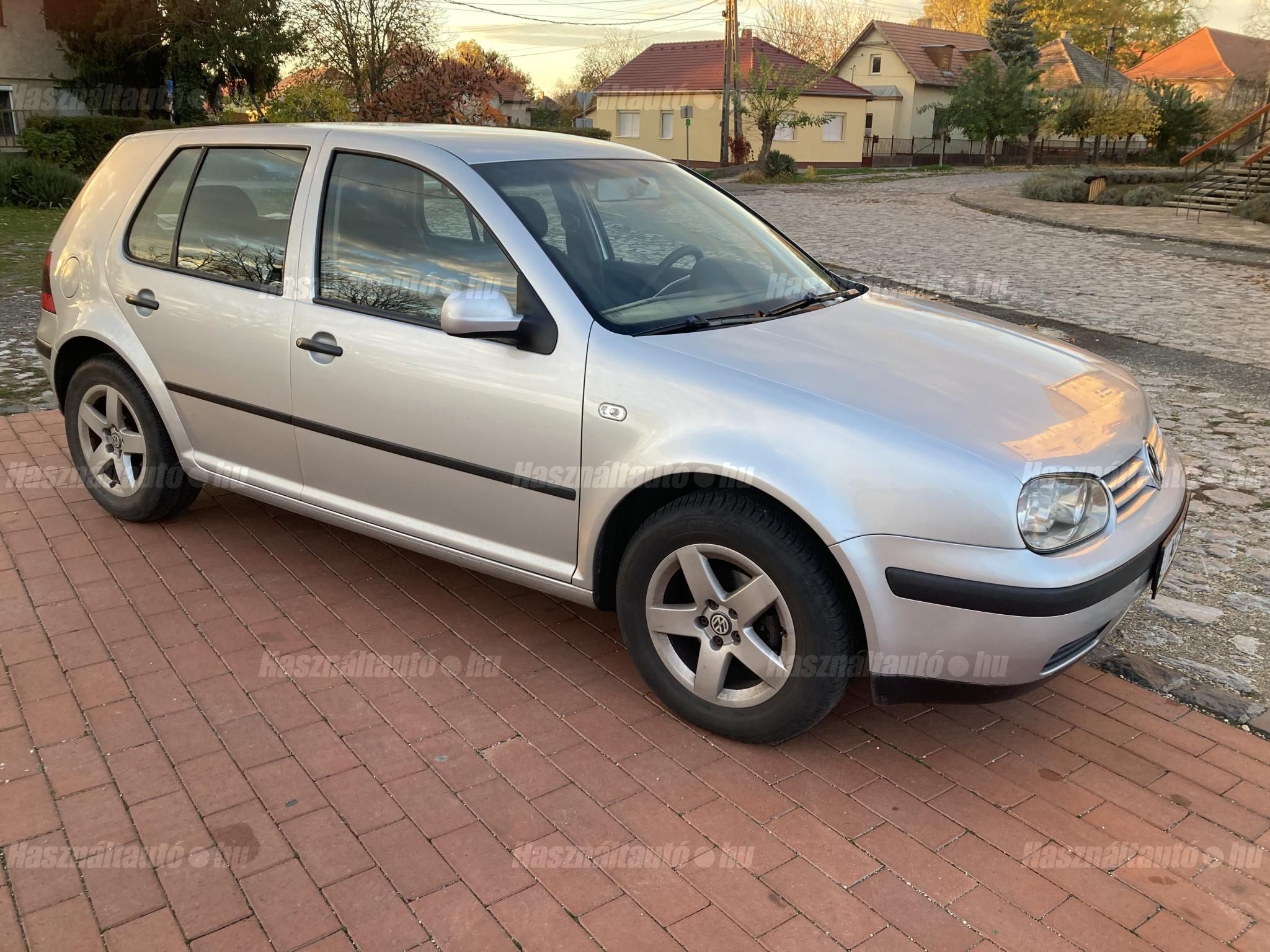 VOLKSWAGEN GOLF IV 2004/1 - 1