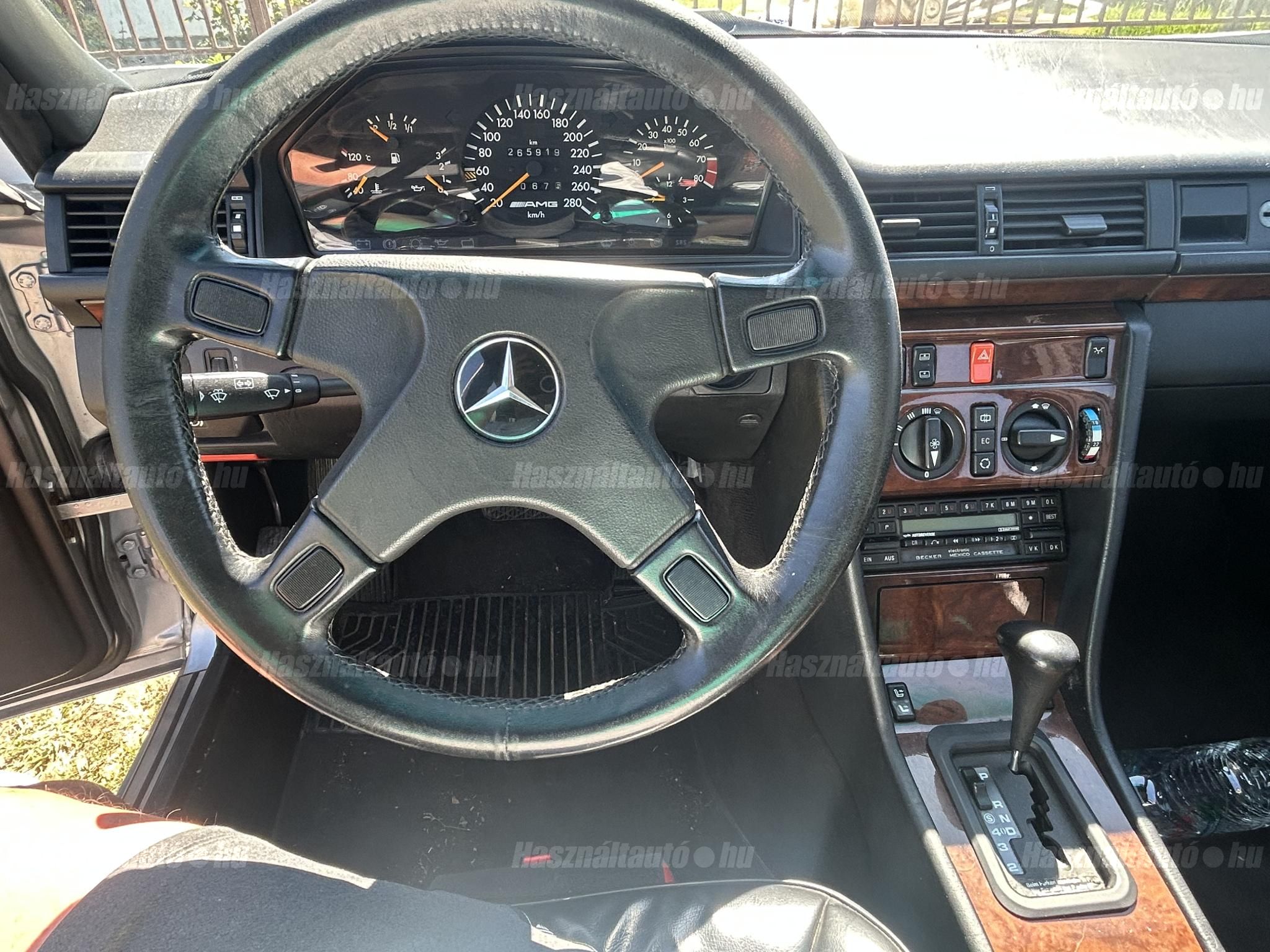 MERCEDES-BENZ W 124 1992/5 - 1