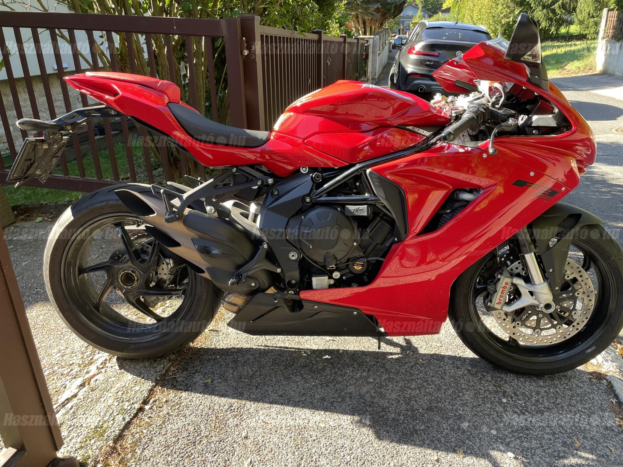 MV AGUSTA F3 800 2022/5 - 1