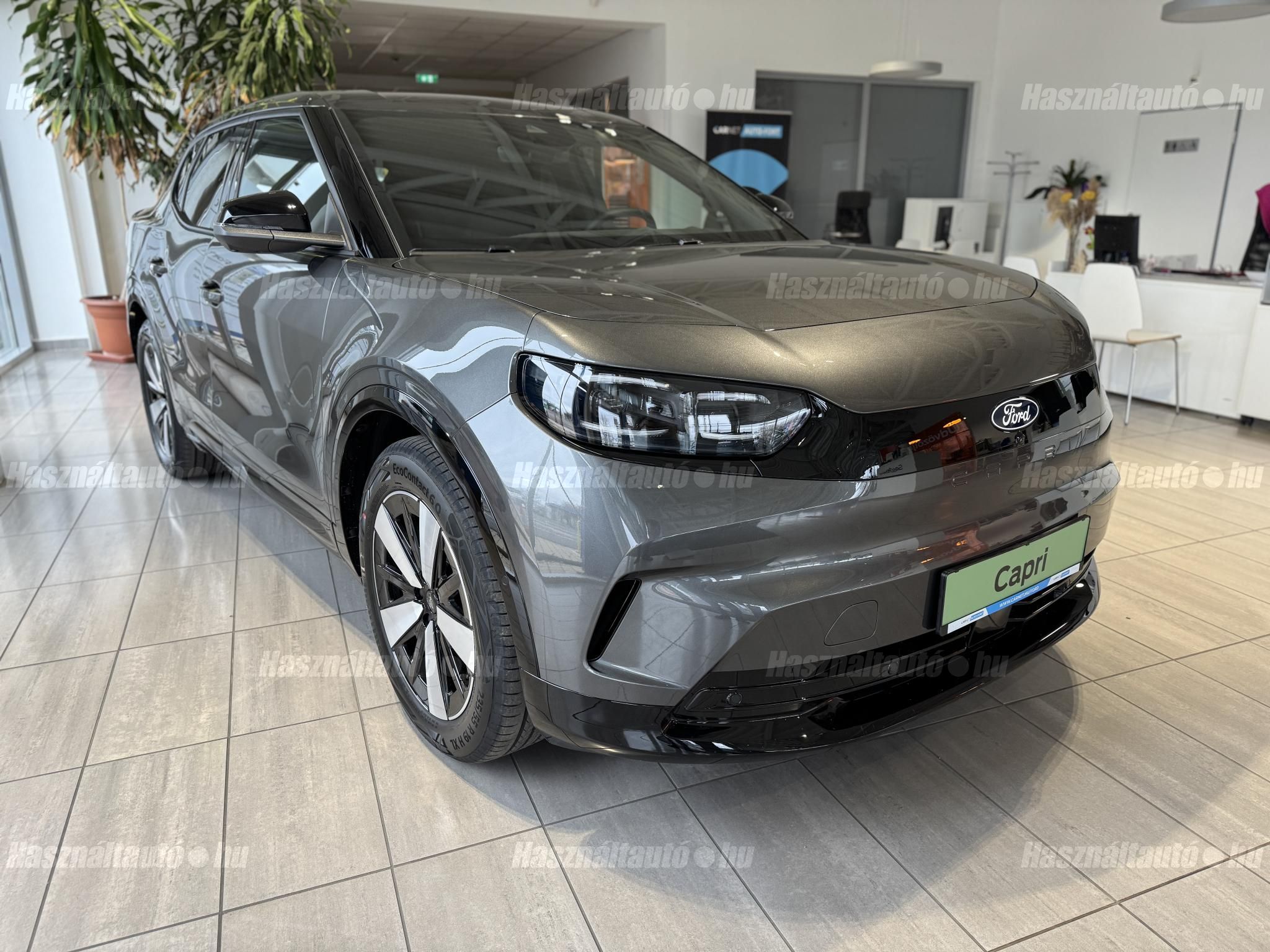 FORD CAPRI 2025 - 1
