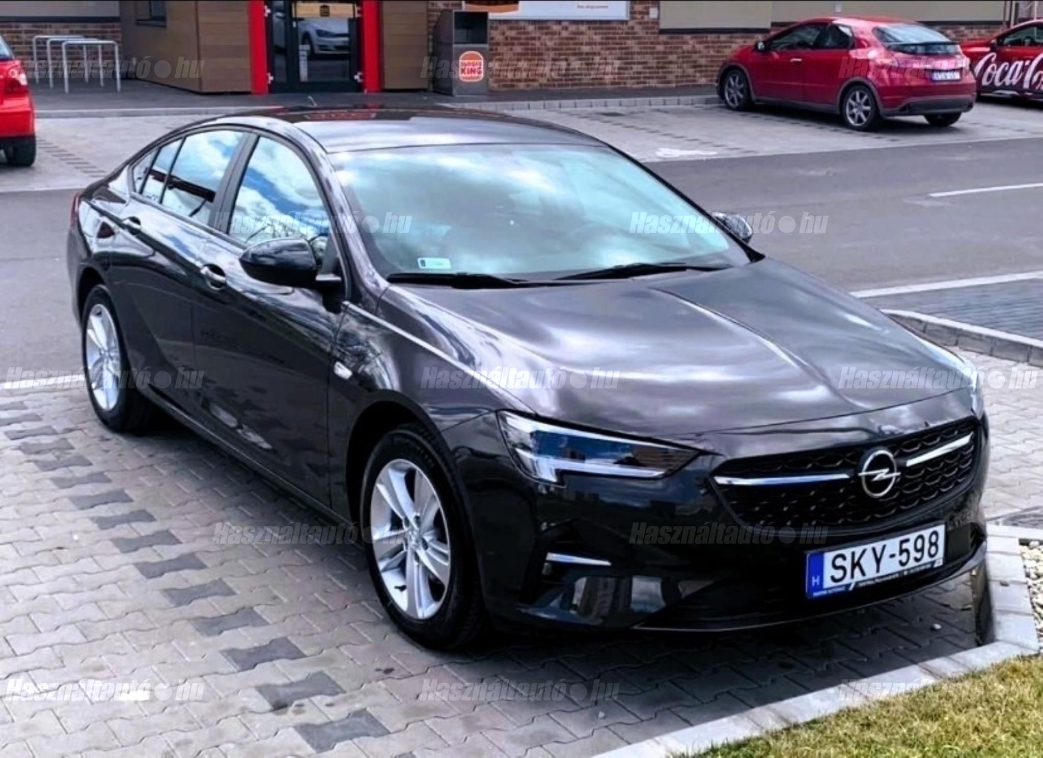 OPEL INSIGNIA 2020 - 1