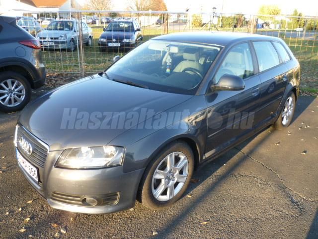 AUDI A3 2010/3 - 1