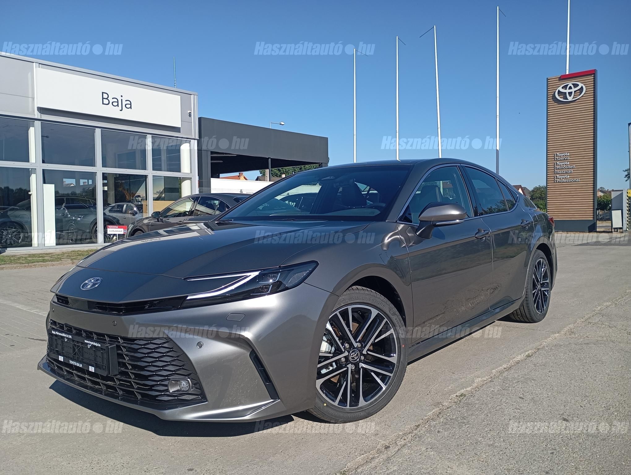 TOYOTA CAMRY 2025 - 1