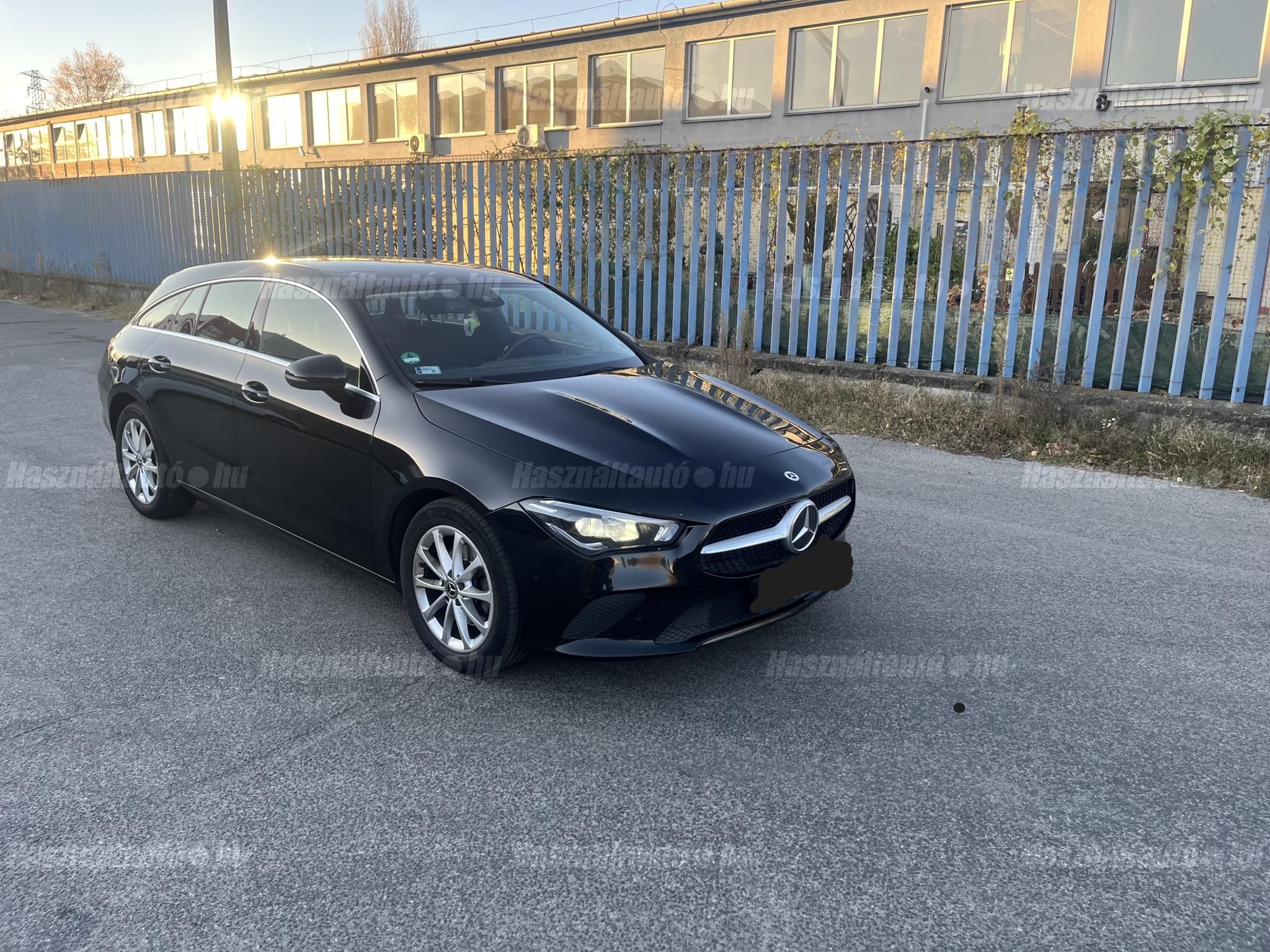 MERCEDES-BENZ CLA 180 2023/1 - 1
