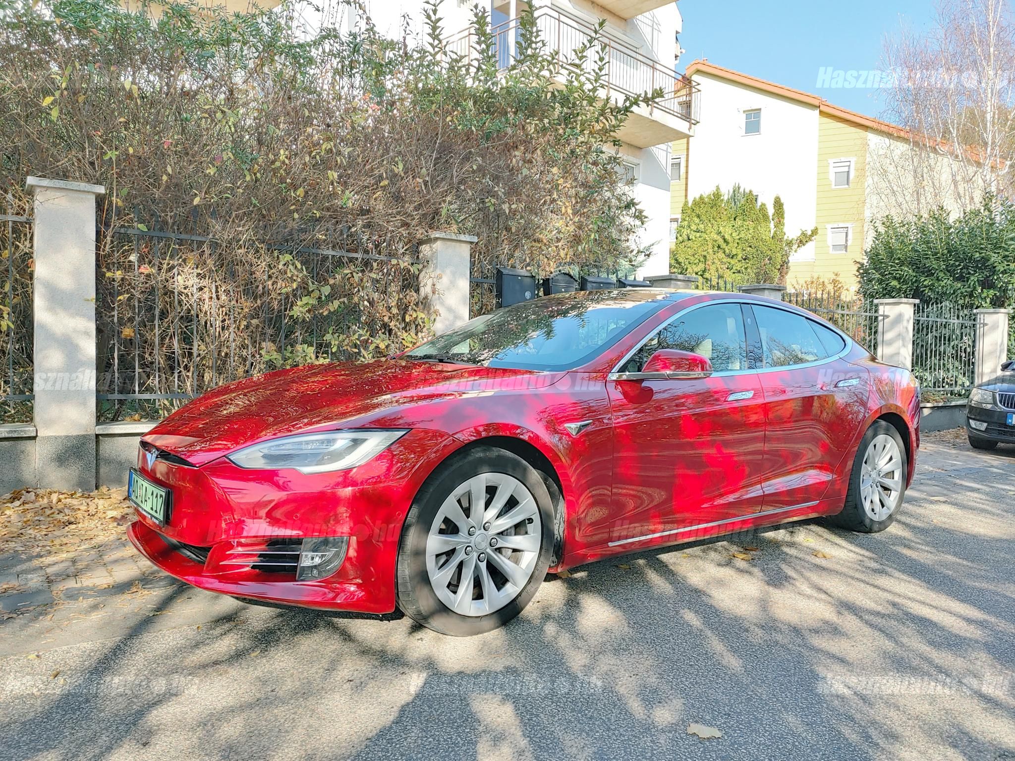 TESLA MODEL S 2017/12 - 1