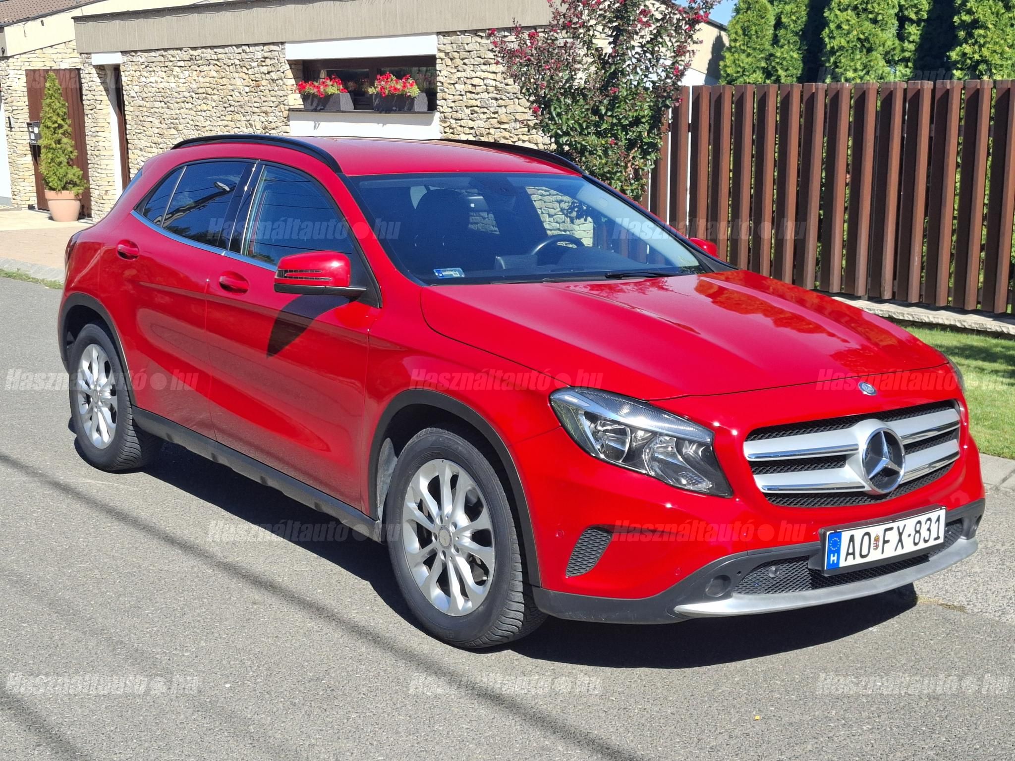 MERCEDES-BENZ GLA-OSZTÁLY 2015/6 - 1