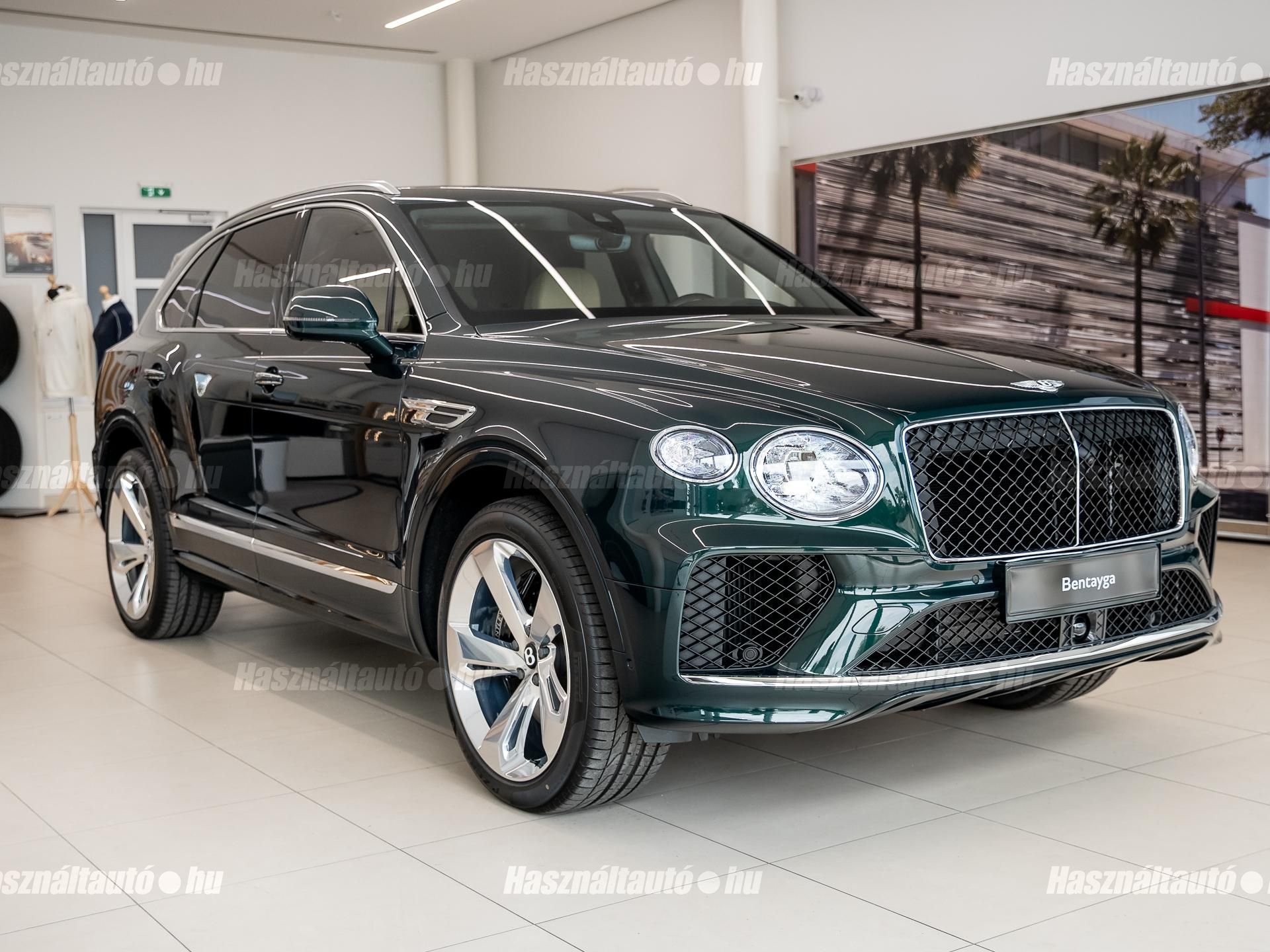 BENTLEY BENTAYGA 2025/5 - 1