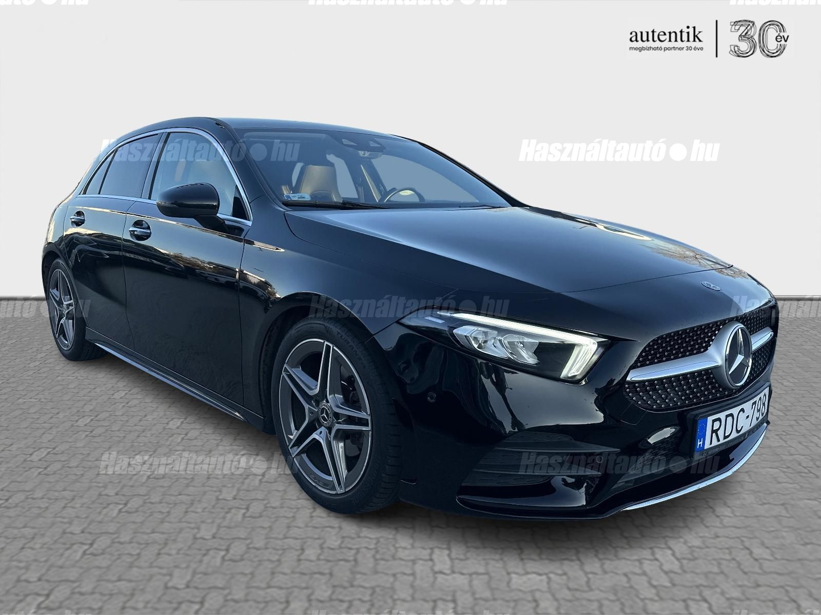 MERCEDES-BENZ A 180 2018/10 - 1