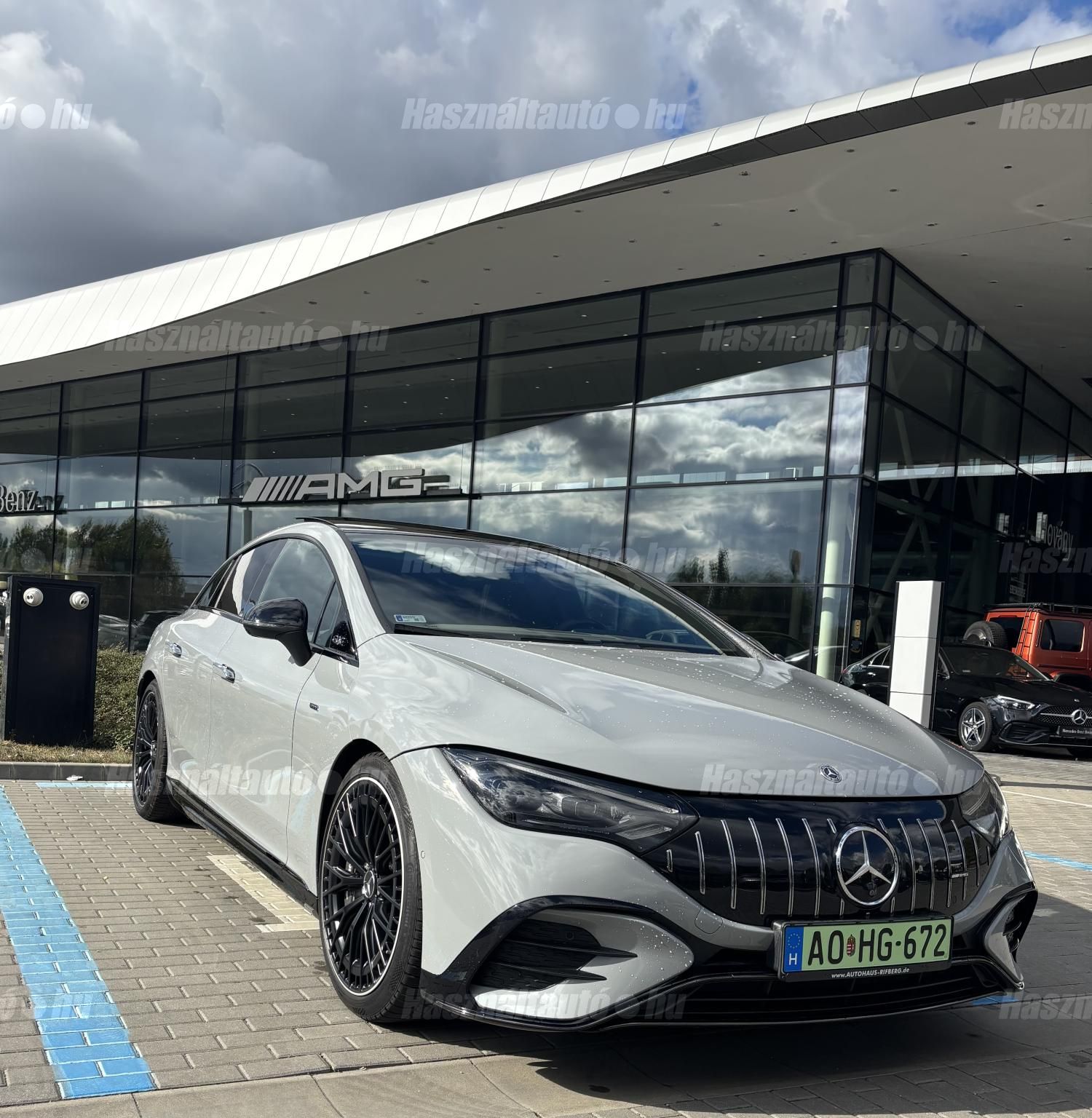 MERCEDES-BENZ EQE 43 AMG 2023/1 - 1