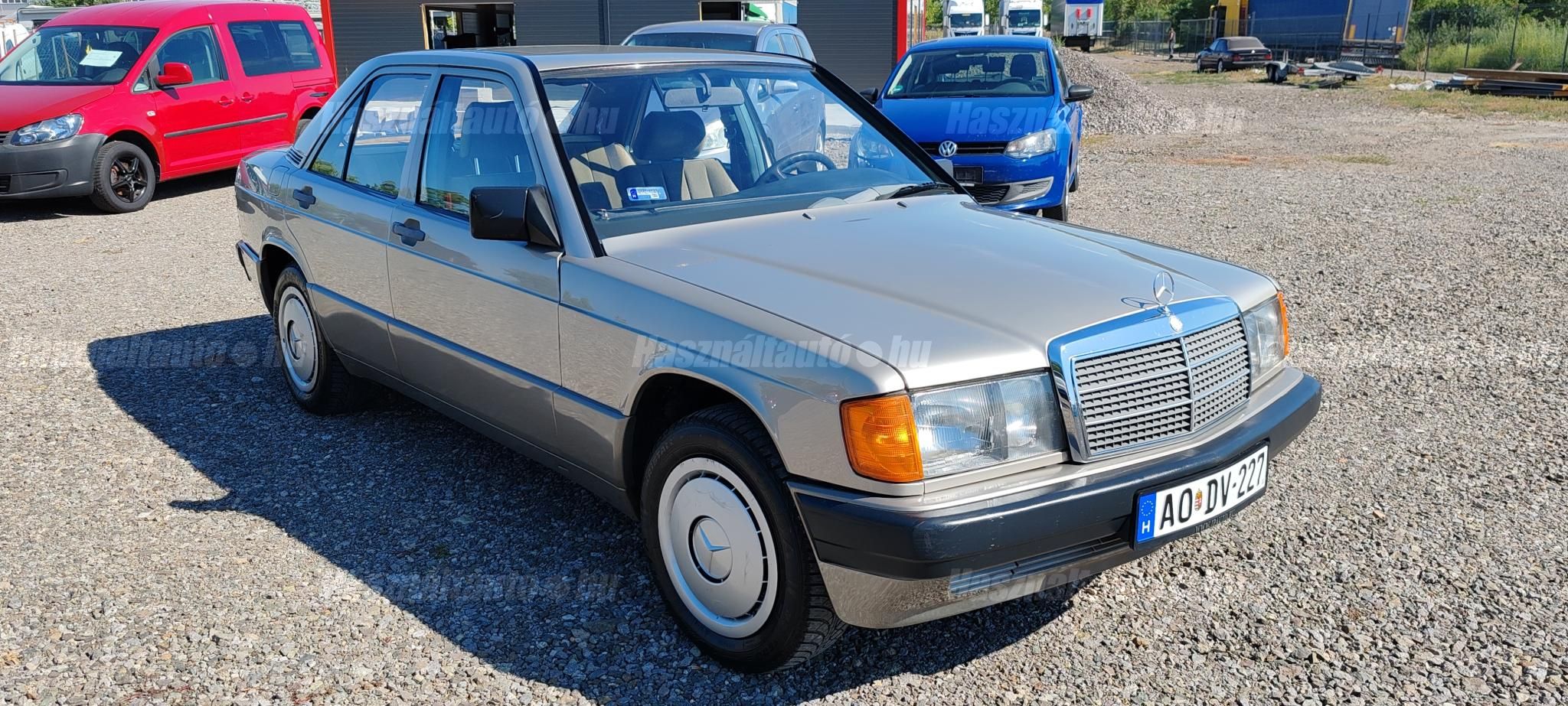 MERCEDES-BENZ 190 1989 - 1