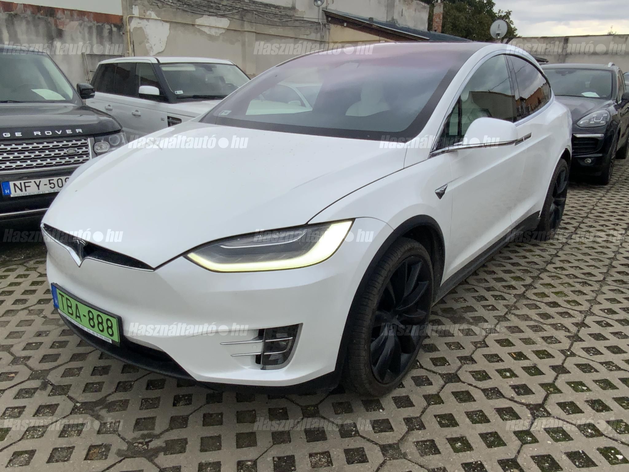 TESLA MODEL X 2019/10 - 1