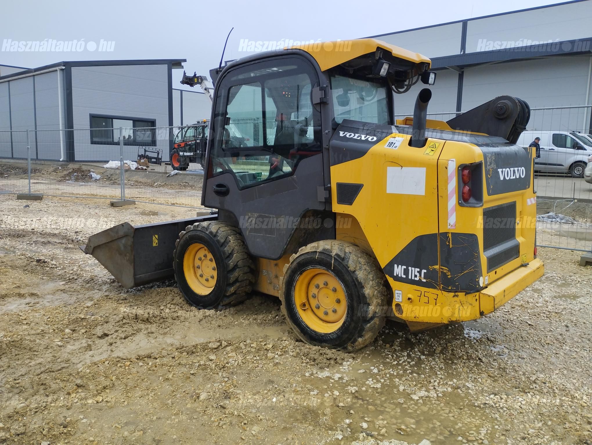 VOLVO 2015 - 1