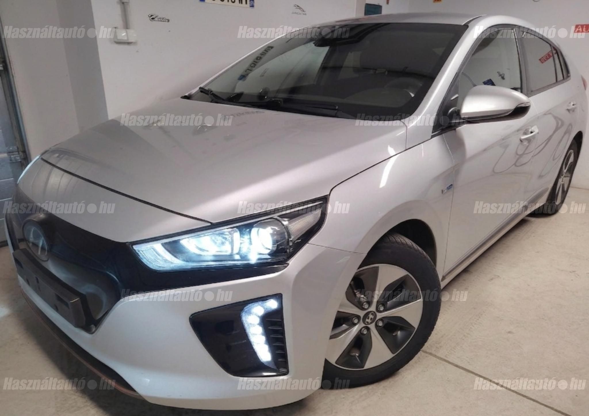HYUNDAI IONIQ 2017/10 - 1