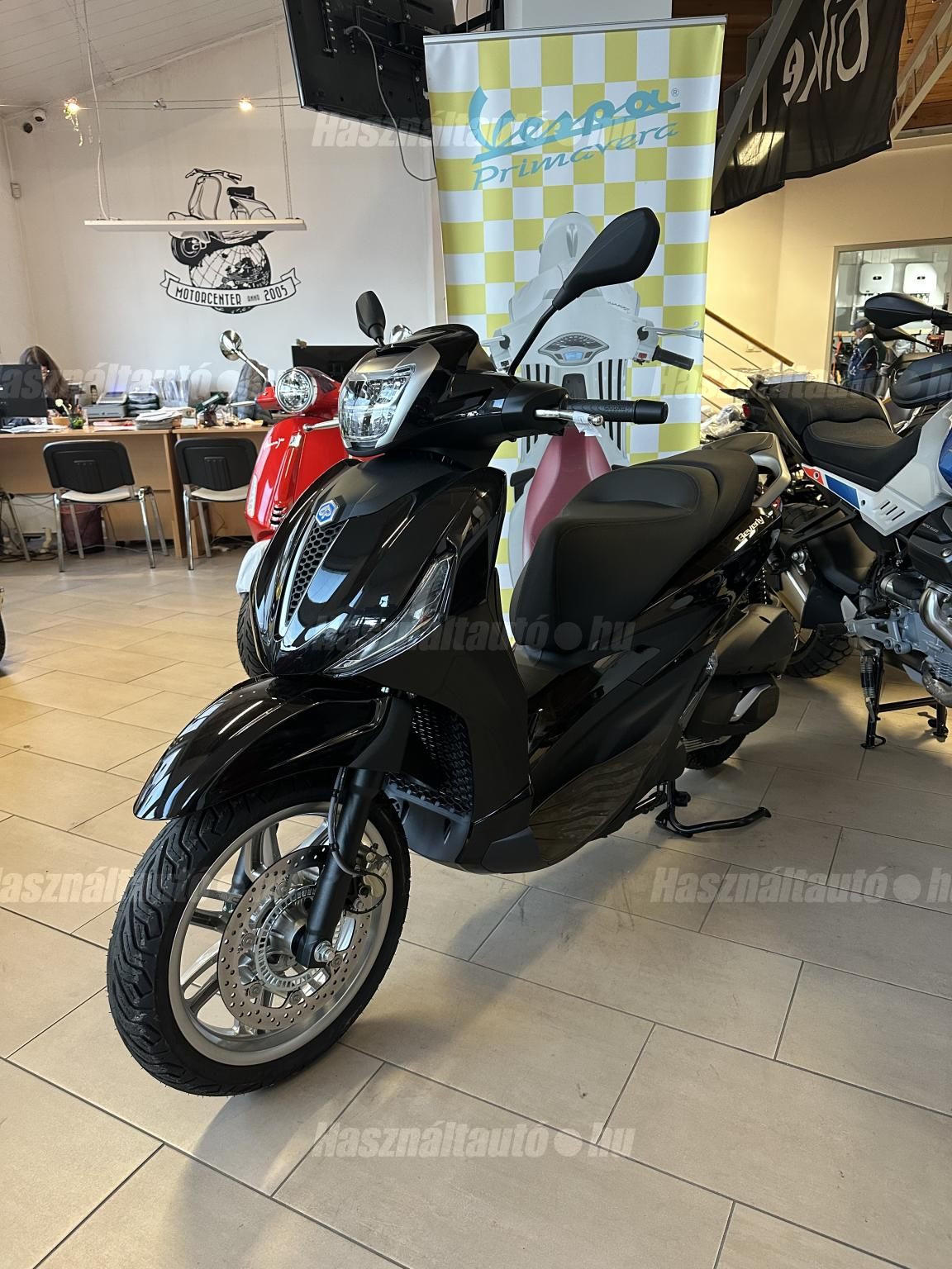 PIAGGIO BEVERLY 2025/6 - 1