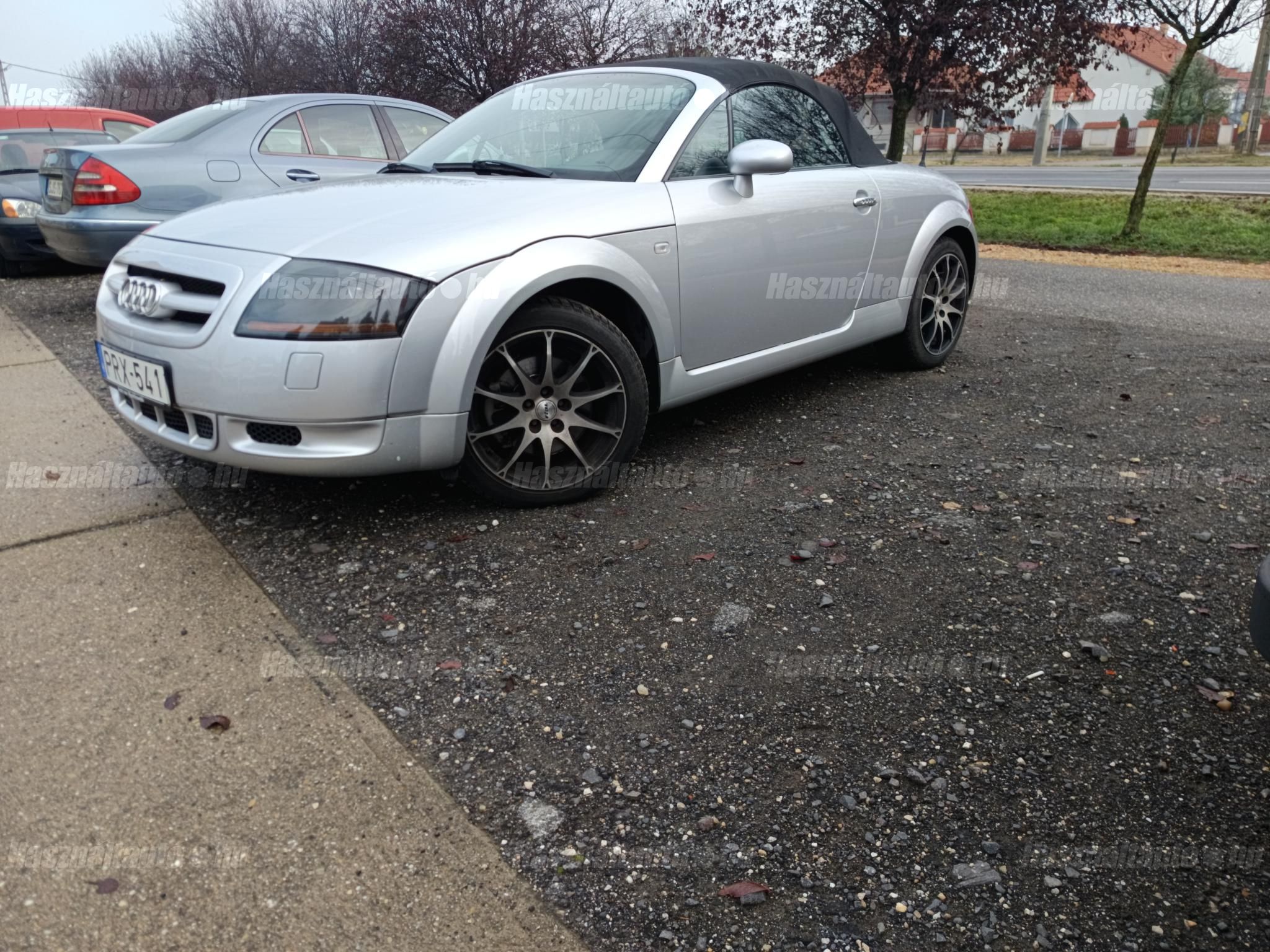 AUDI TT 2000/10 - 1