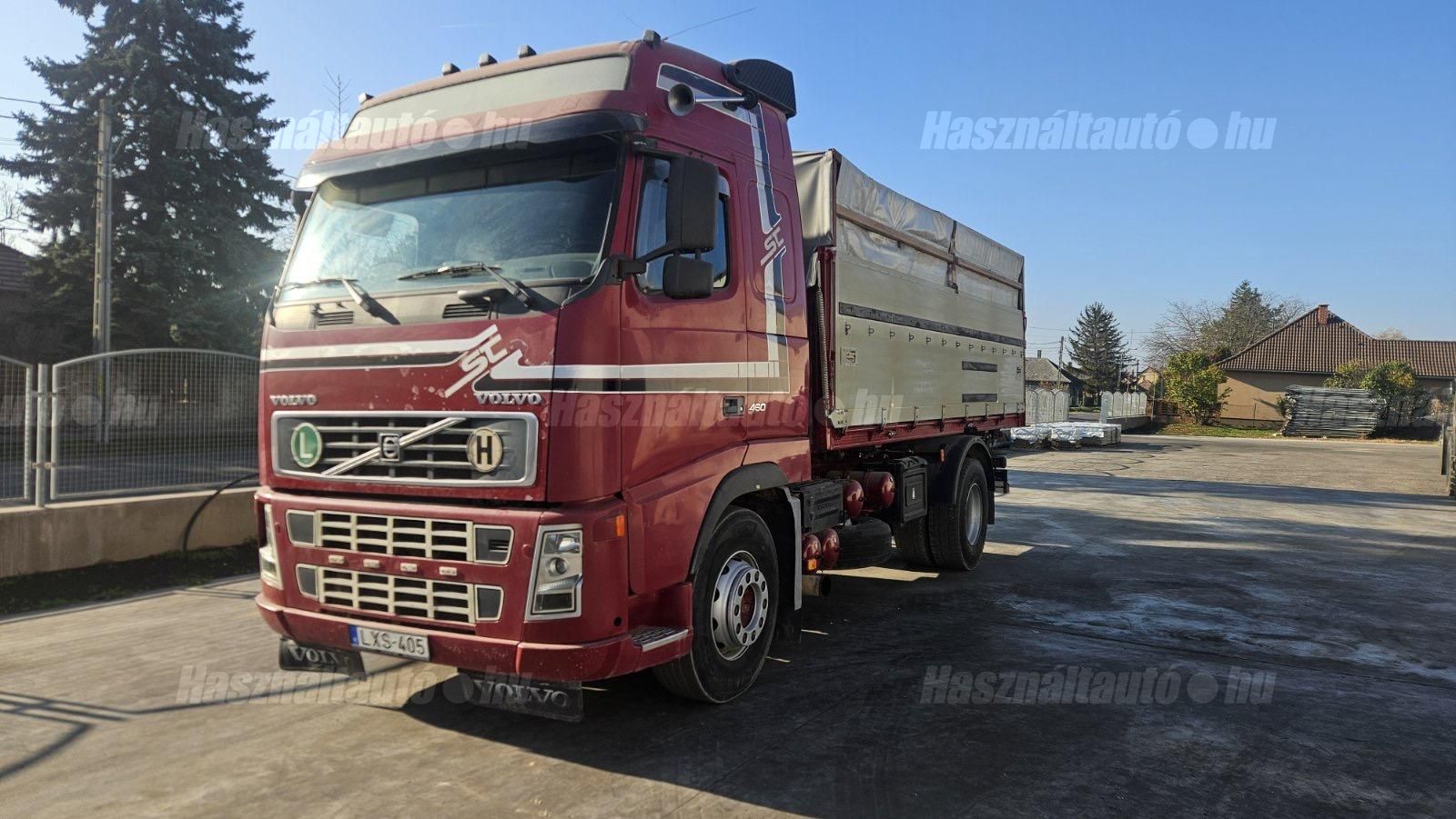 VOLVO 2002/4 - 1