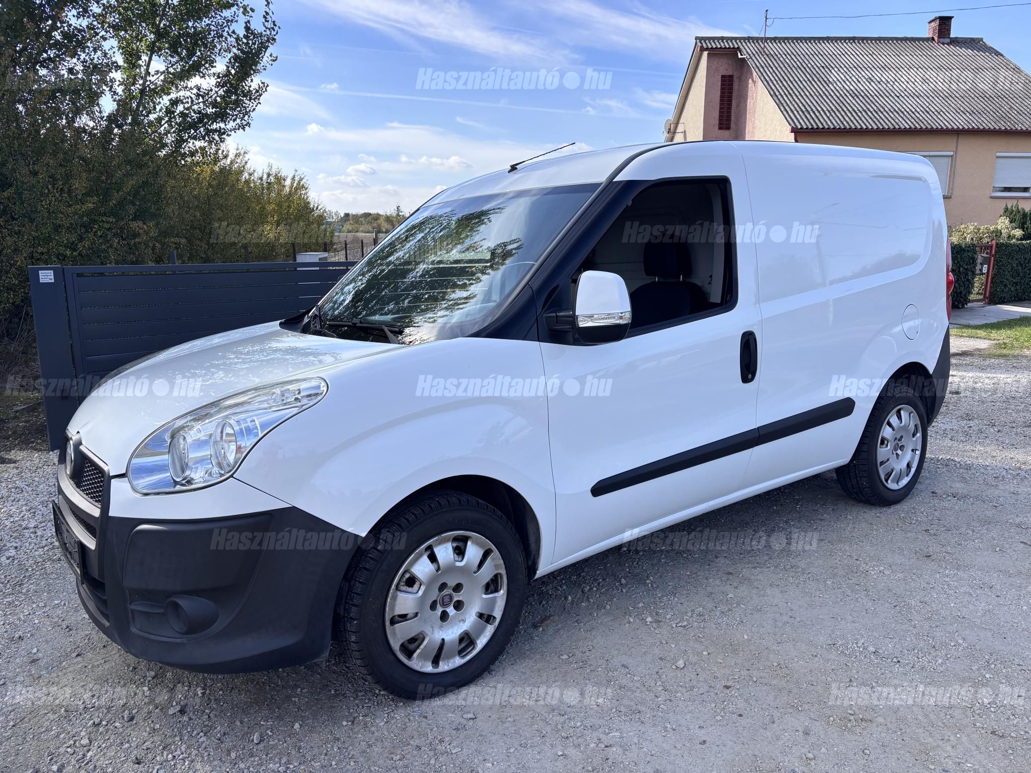FIAT DOBLO 2011 - 1