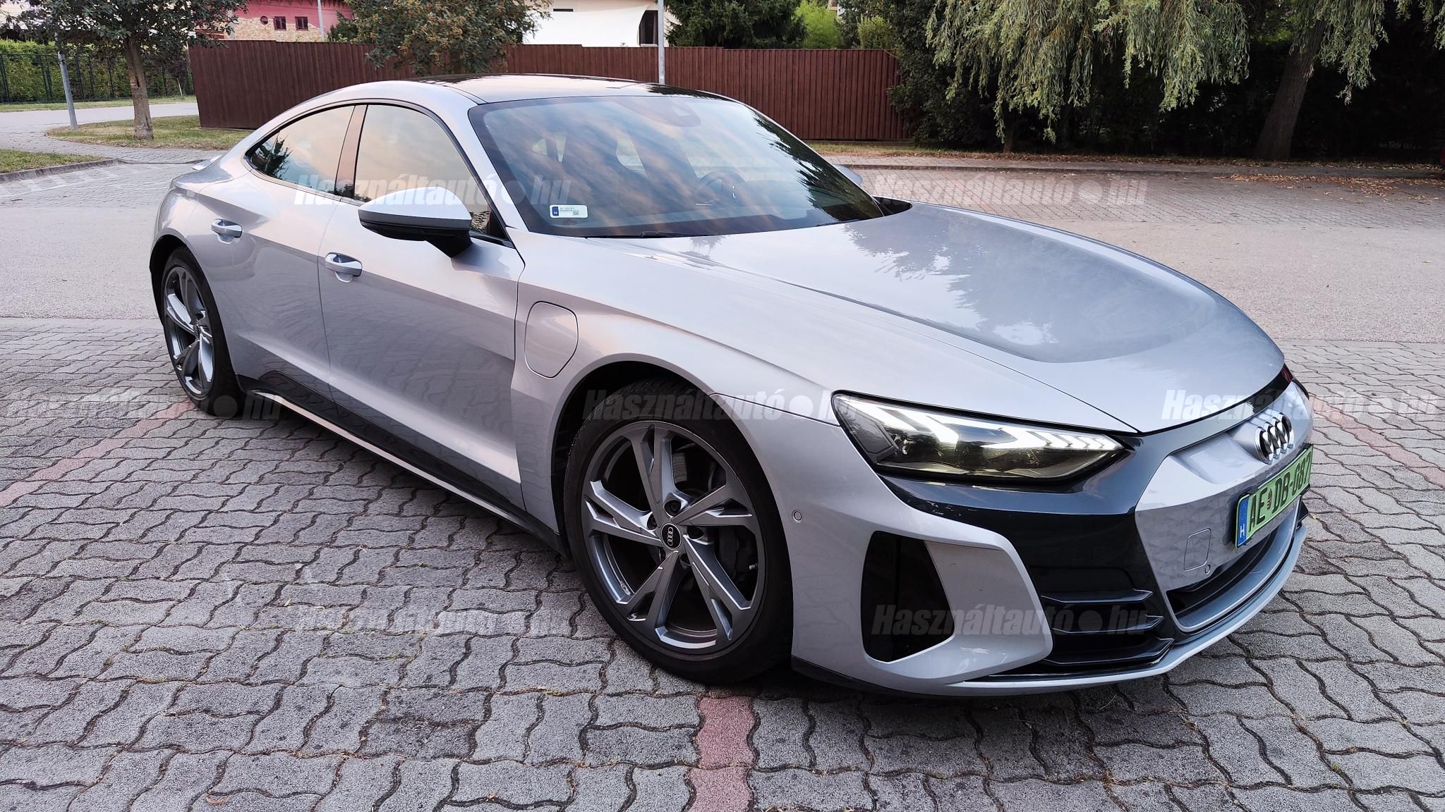 AUDI E-TRON GT 2021/10 - 1