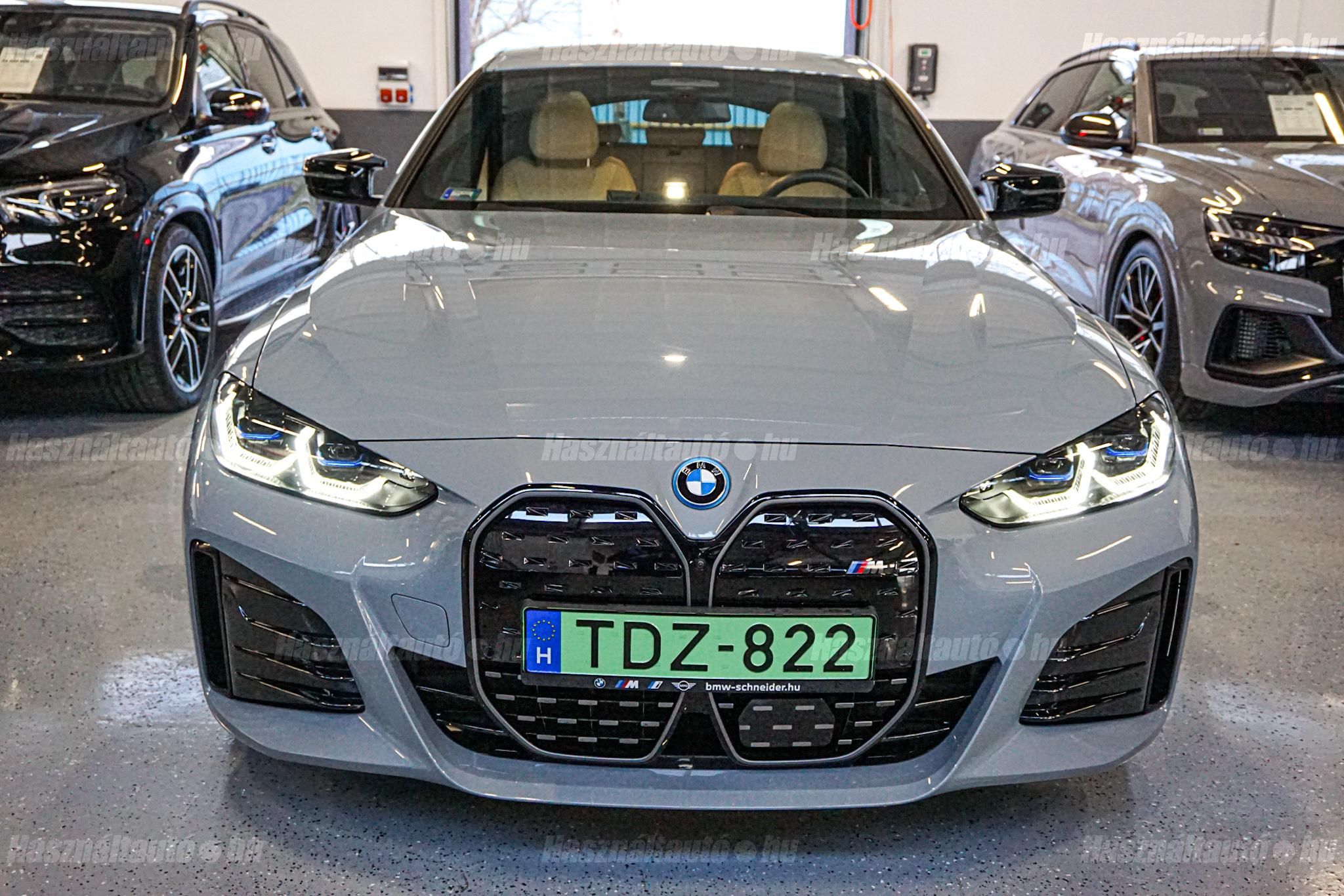 BMW I4 2022/3 - 1