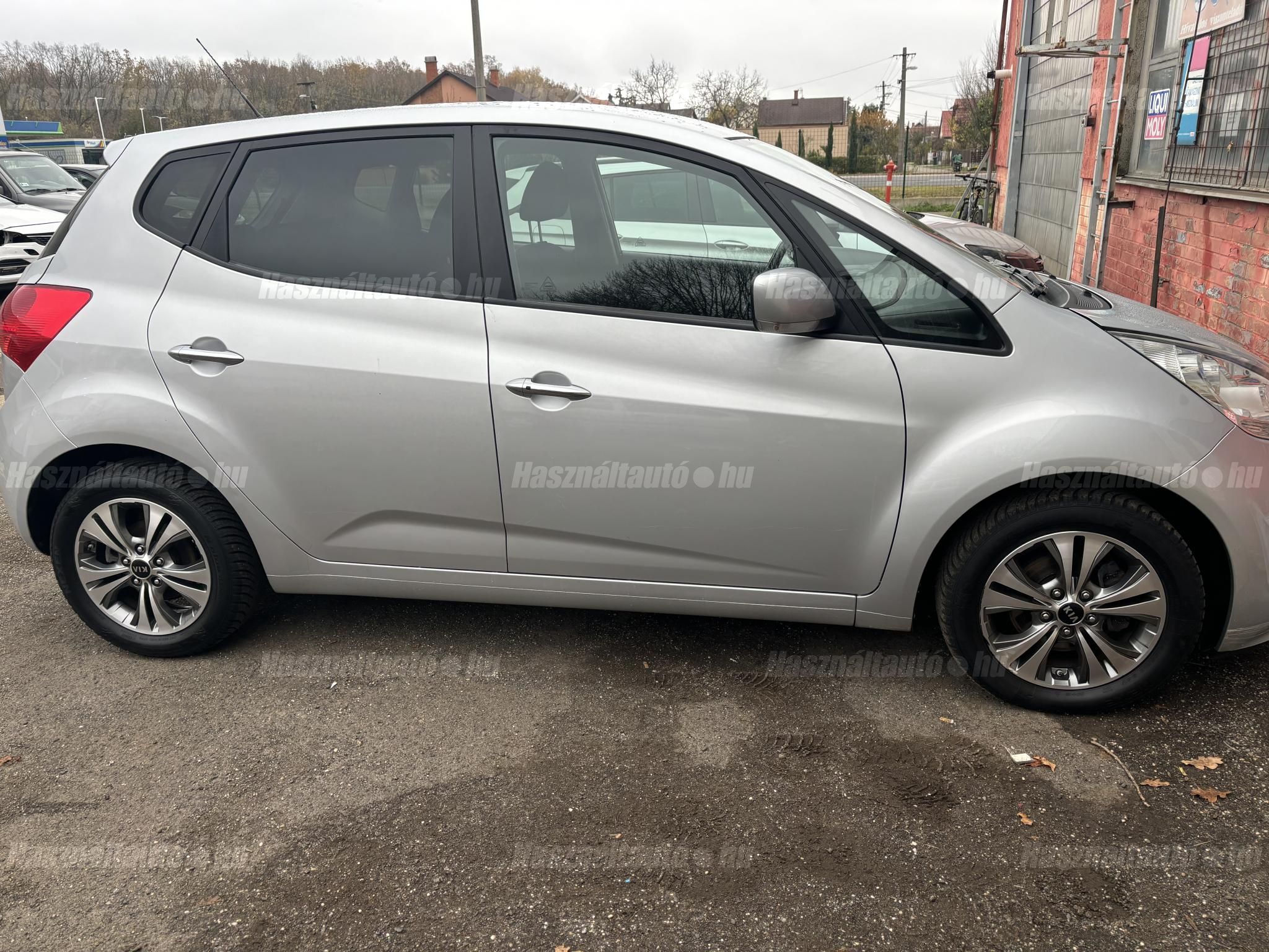 KIA VENGA 2016/6 - 1