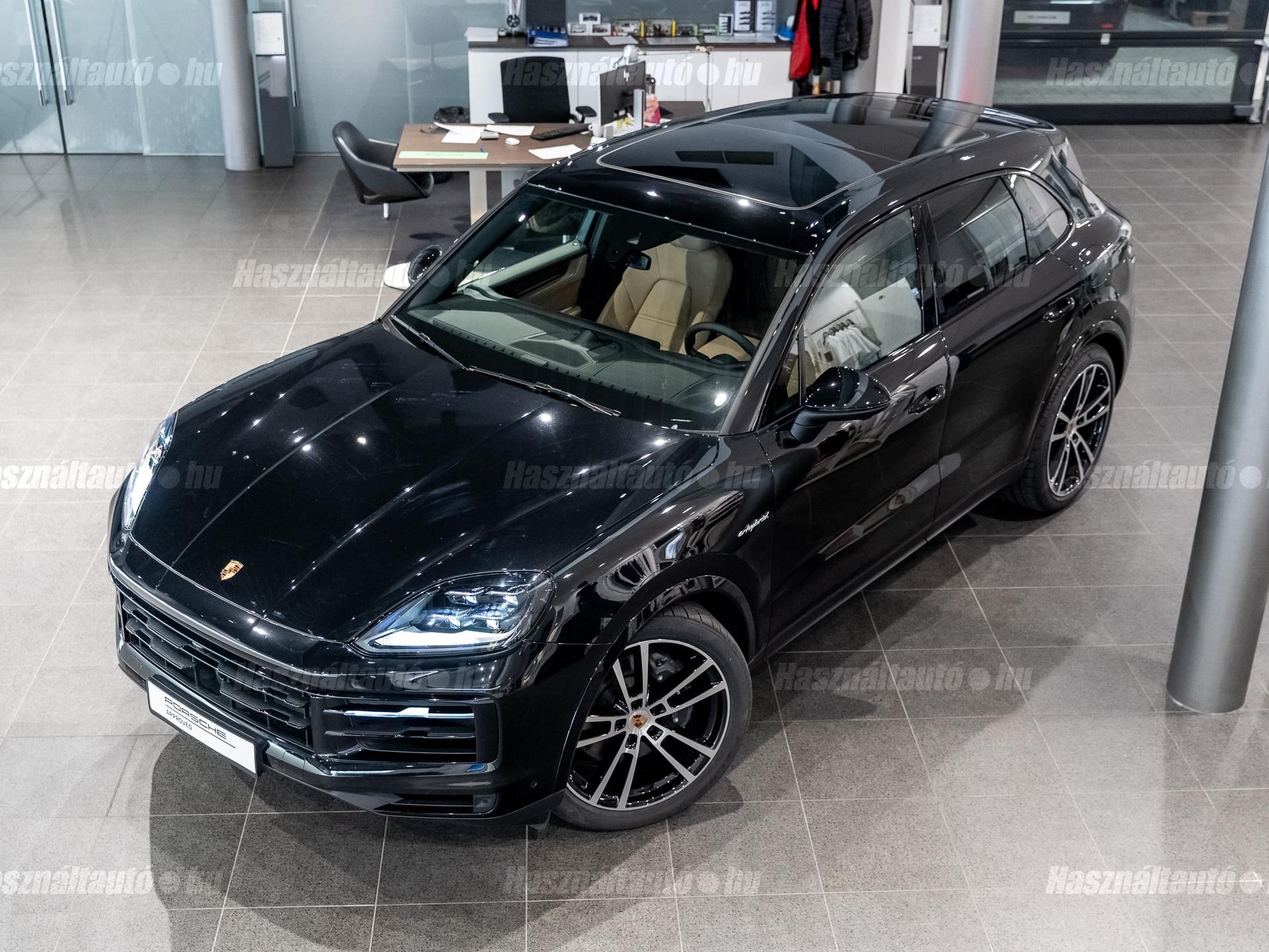 PORSCHE CAYENNE 2025/9 - 1
