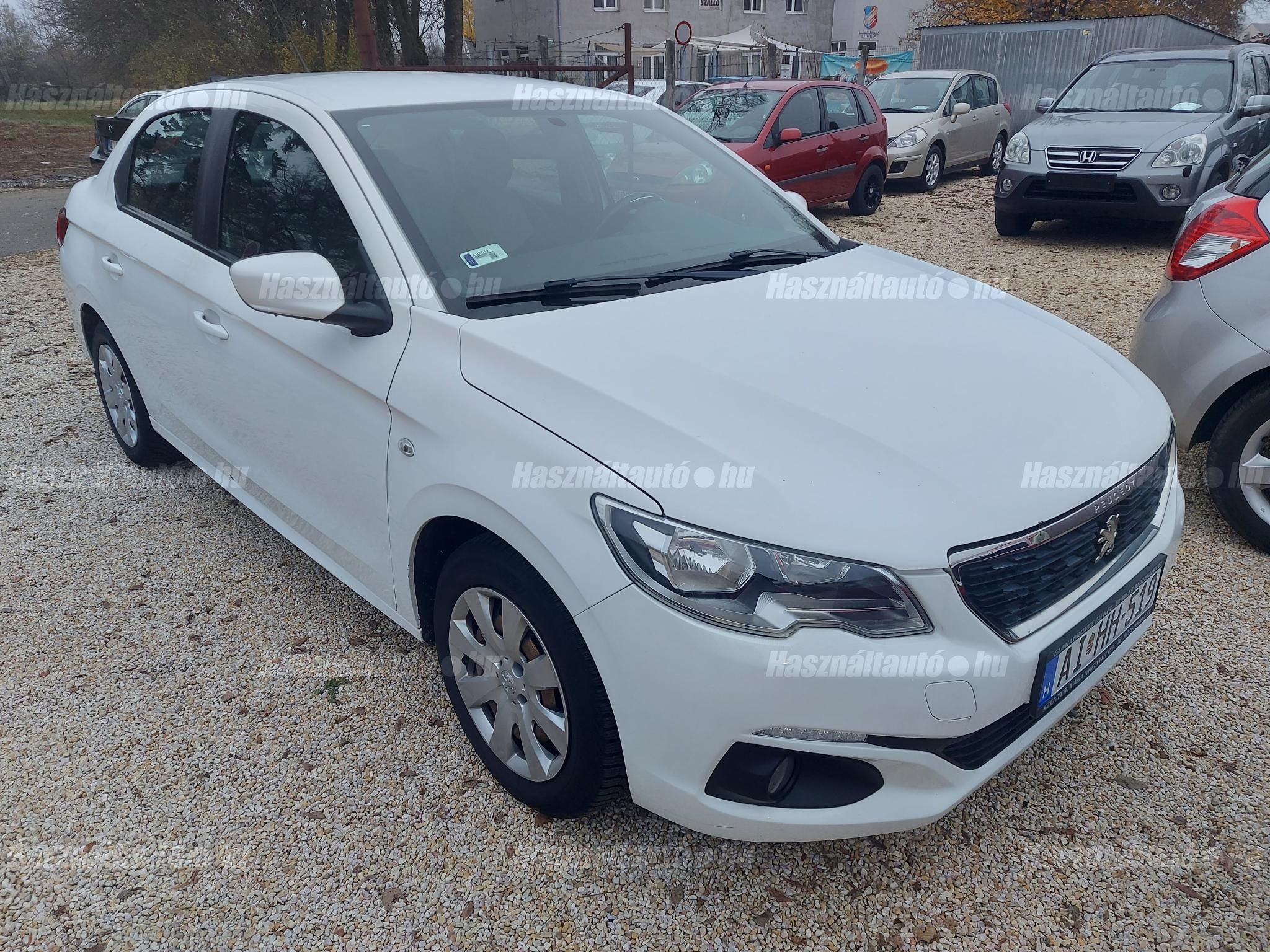 PEUGEOT 301 2017/11 - 1