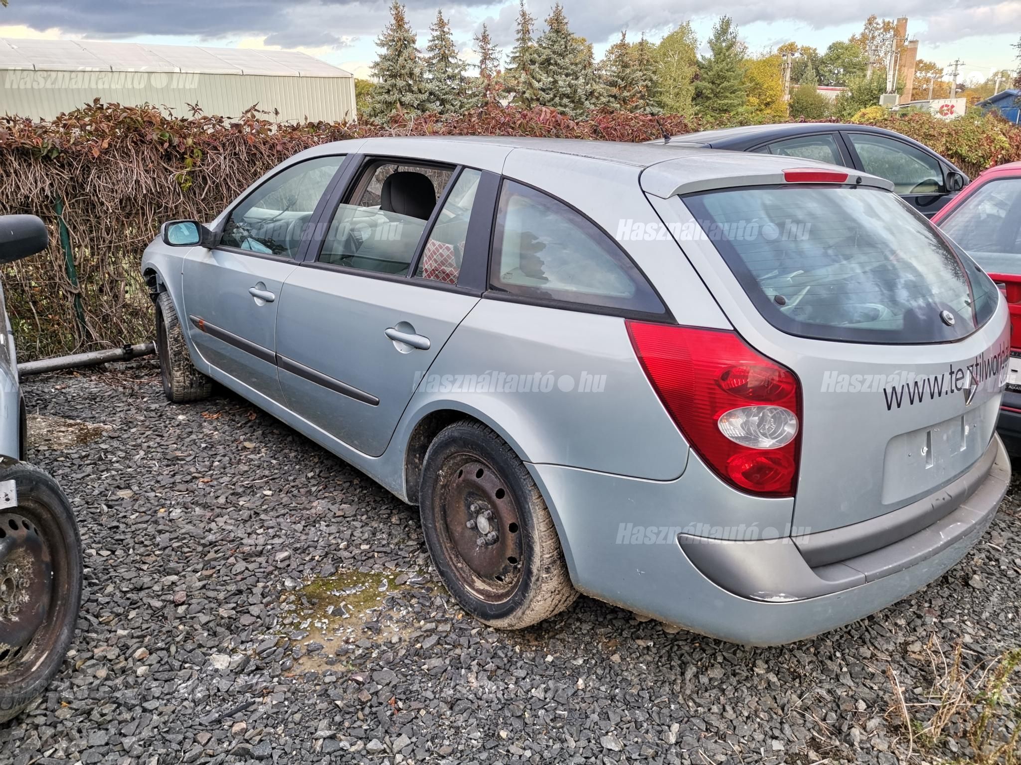 RENAULT LAGUNA 2002/3 - 1