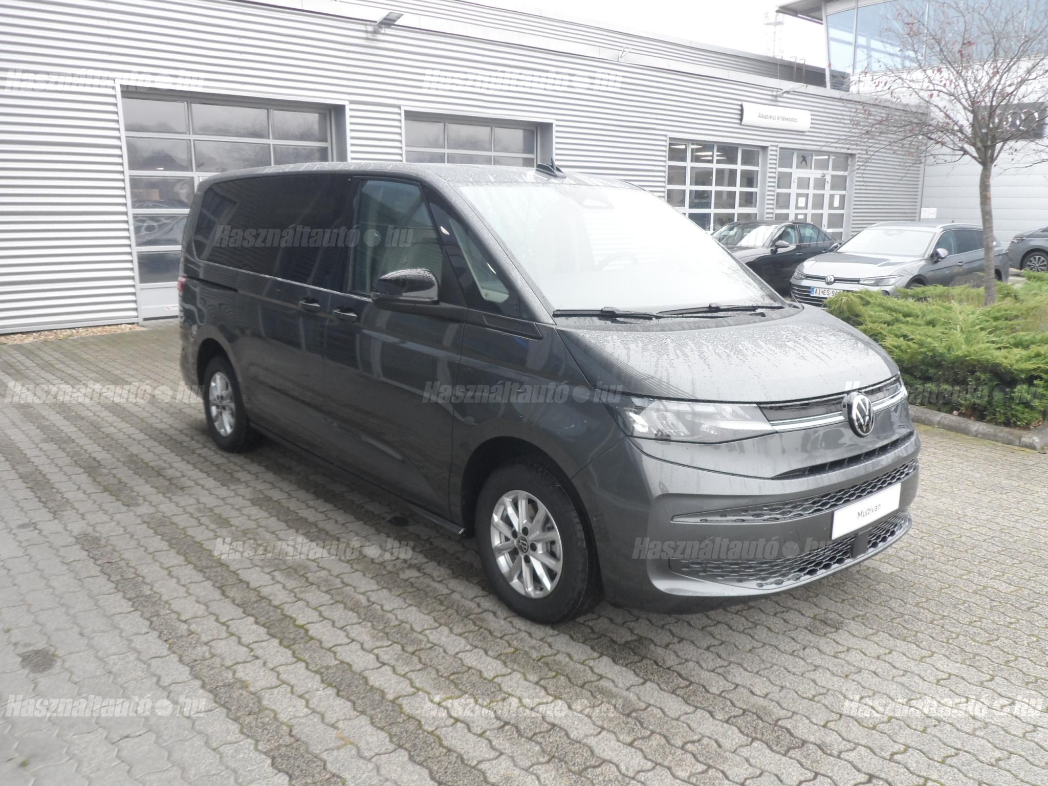 VOLKSWAGEN MULTIVAN 2025 - 1
