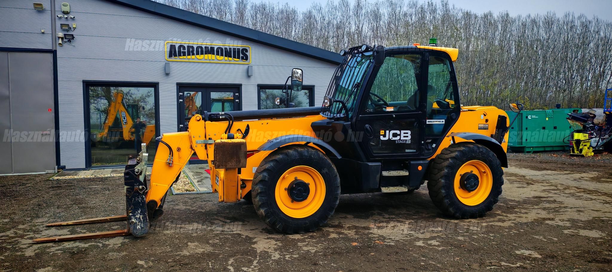 JCB 2019 - 1
