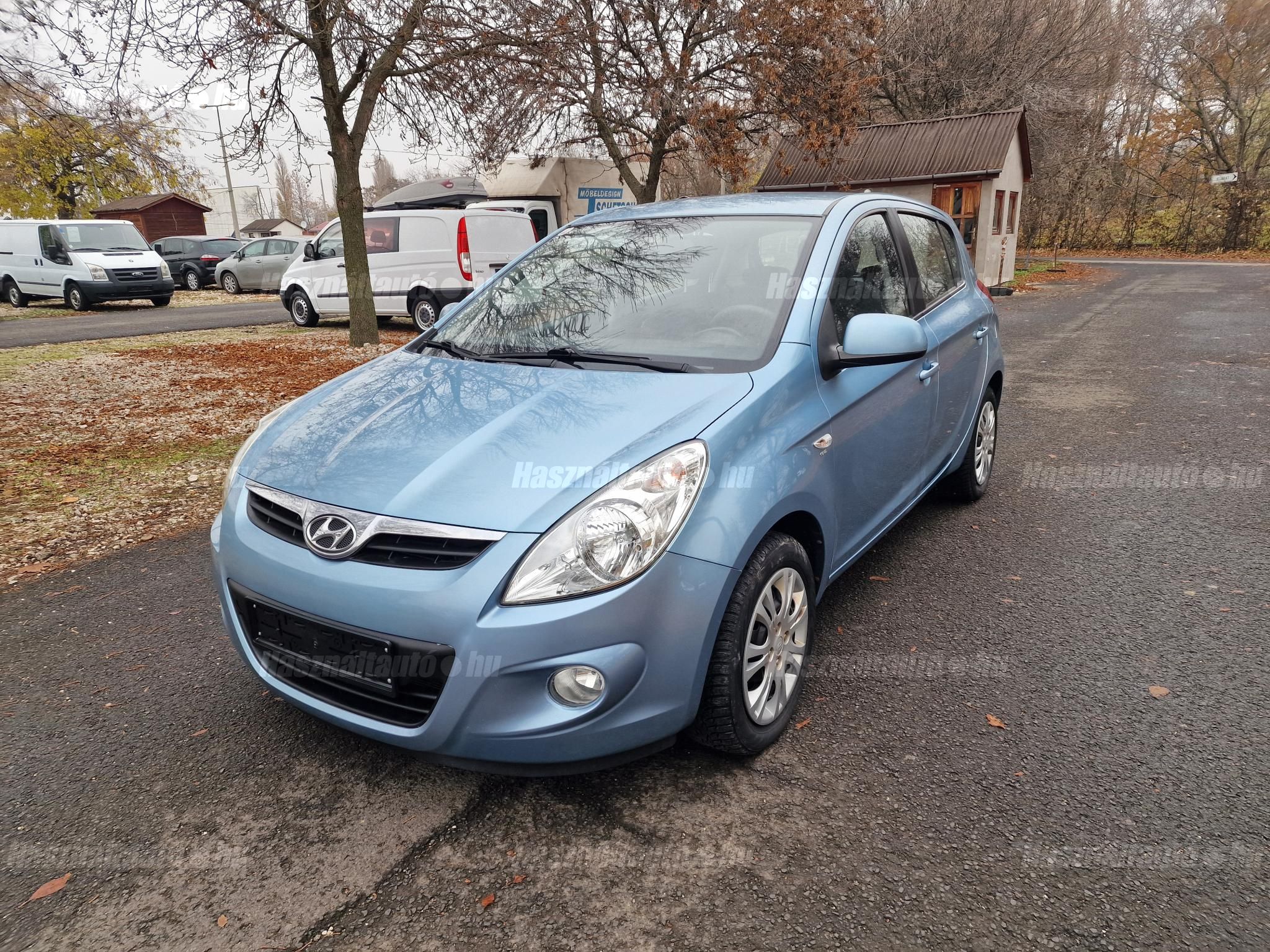 HYUNDAI I20 2009/10 - 1