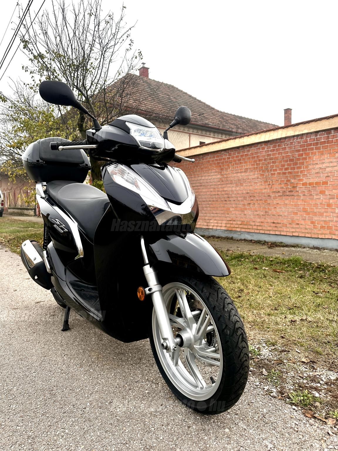 HONDA SH 300 2016/6 - 1