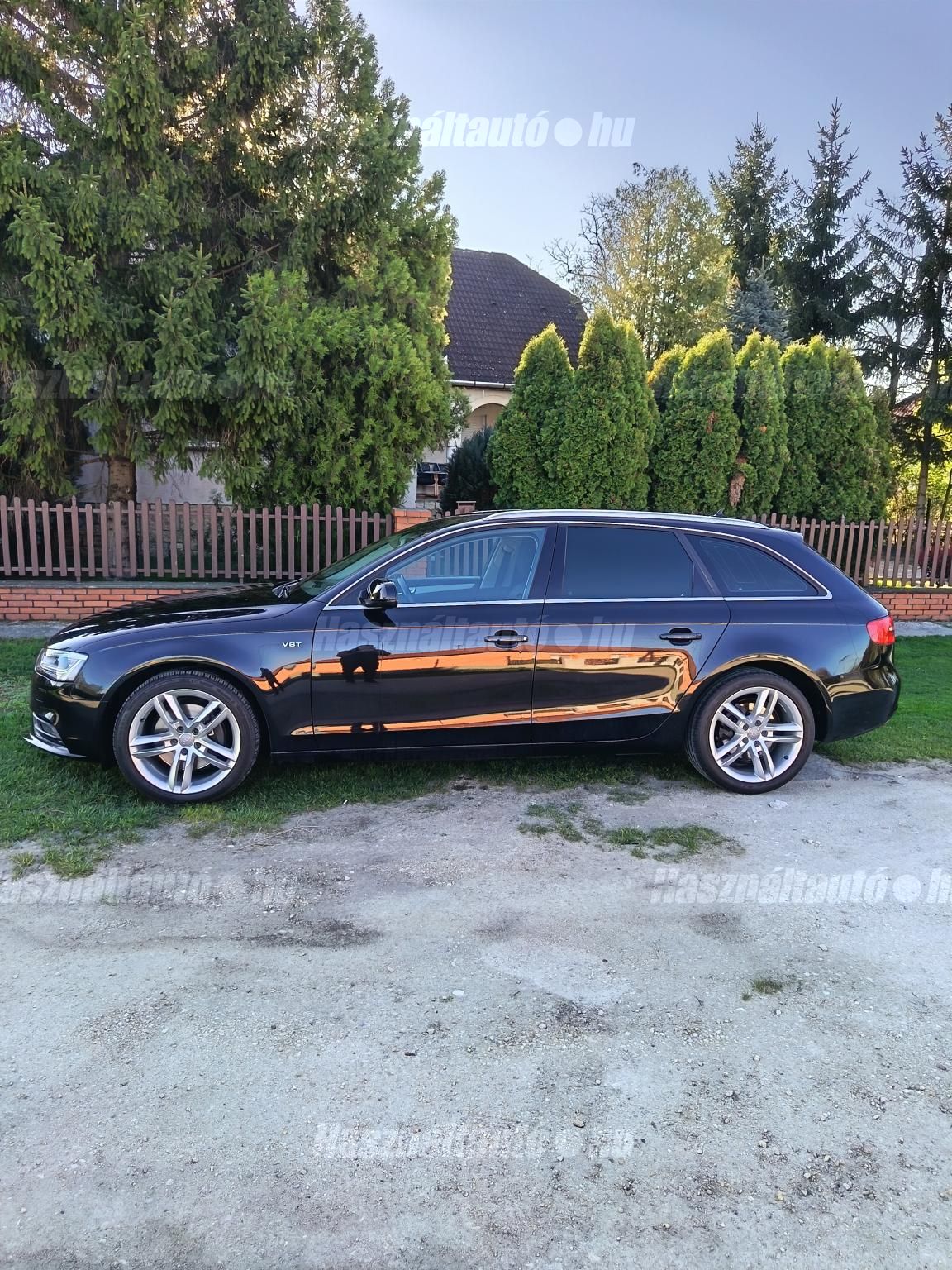 AUDI A4 2012/8 - 1