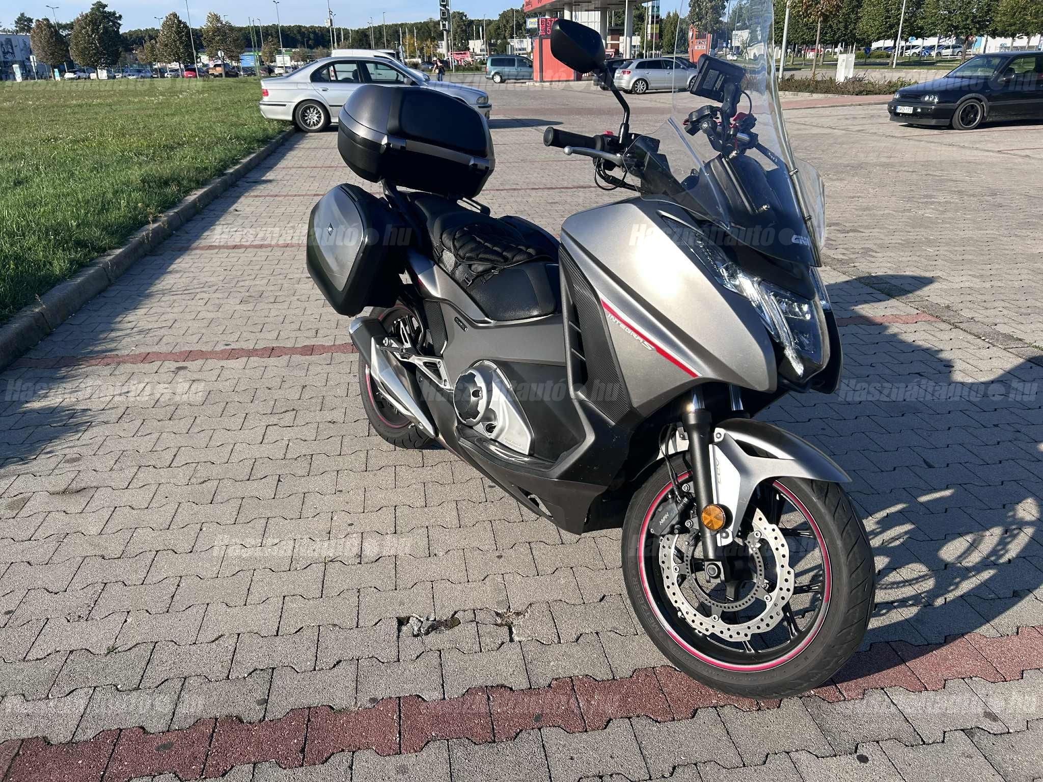 HONDA NC 750 D 2019/12 - 1