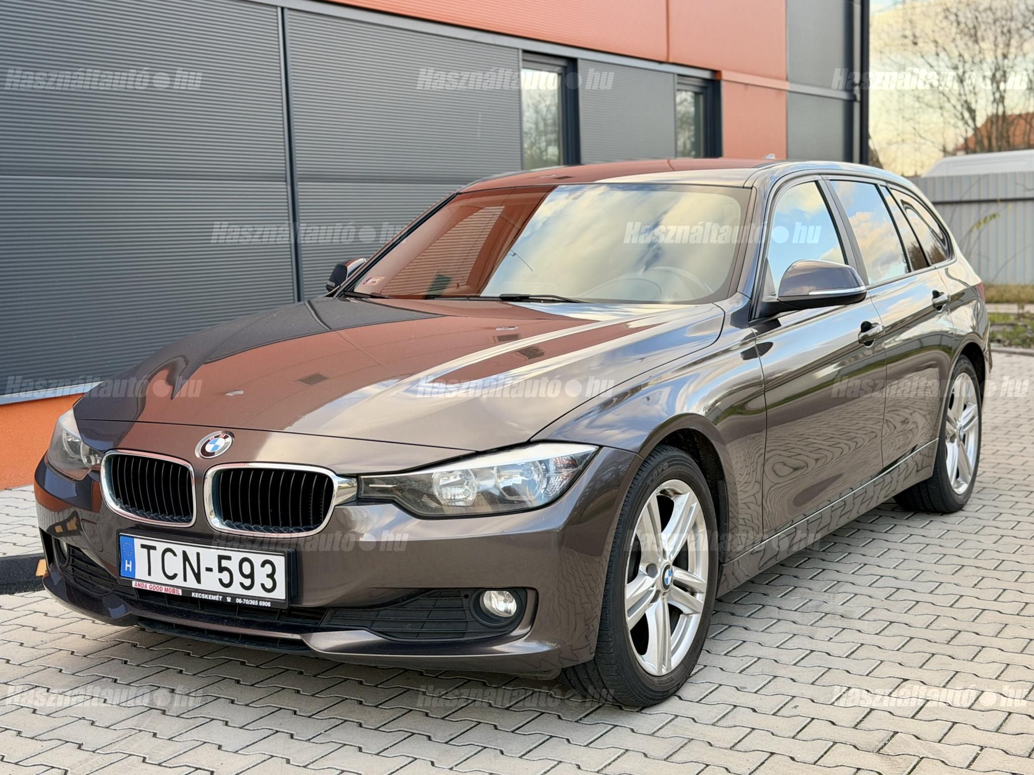 BMW 318 2014/5 - 1