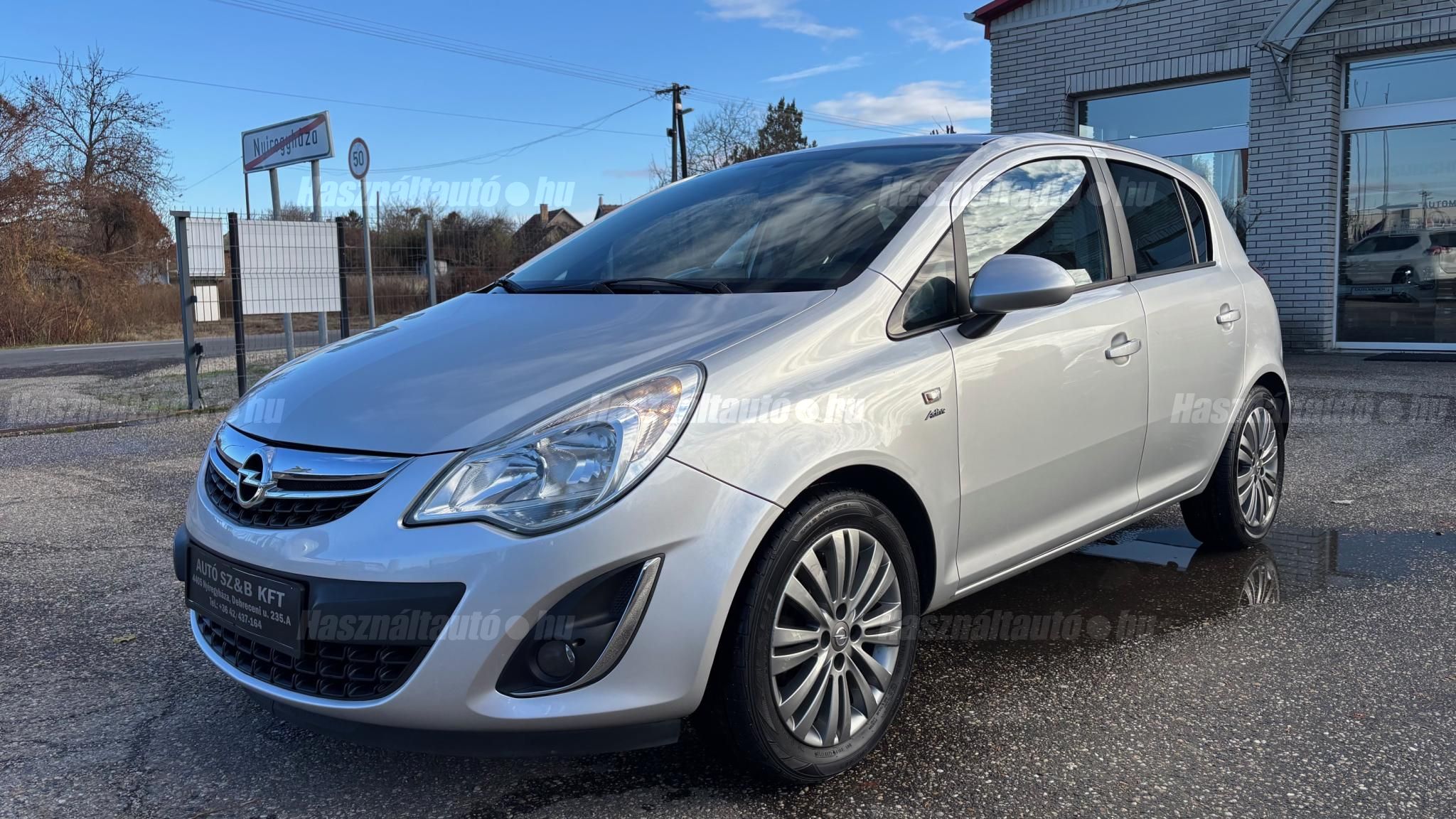 OPEL CORSA 2013/9 - 1