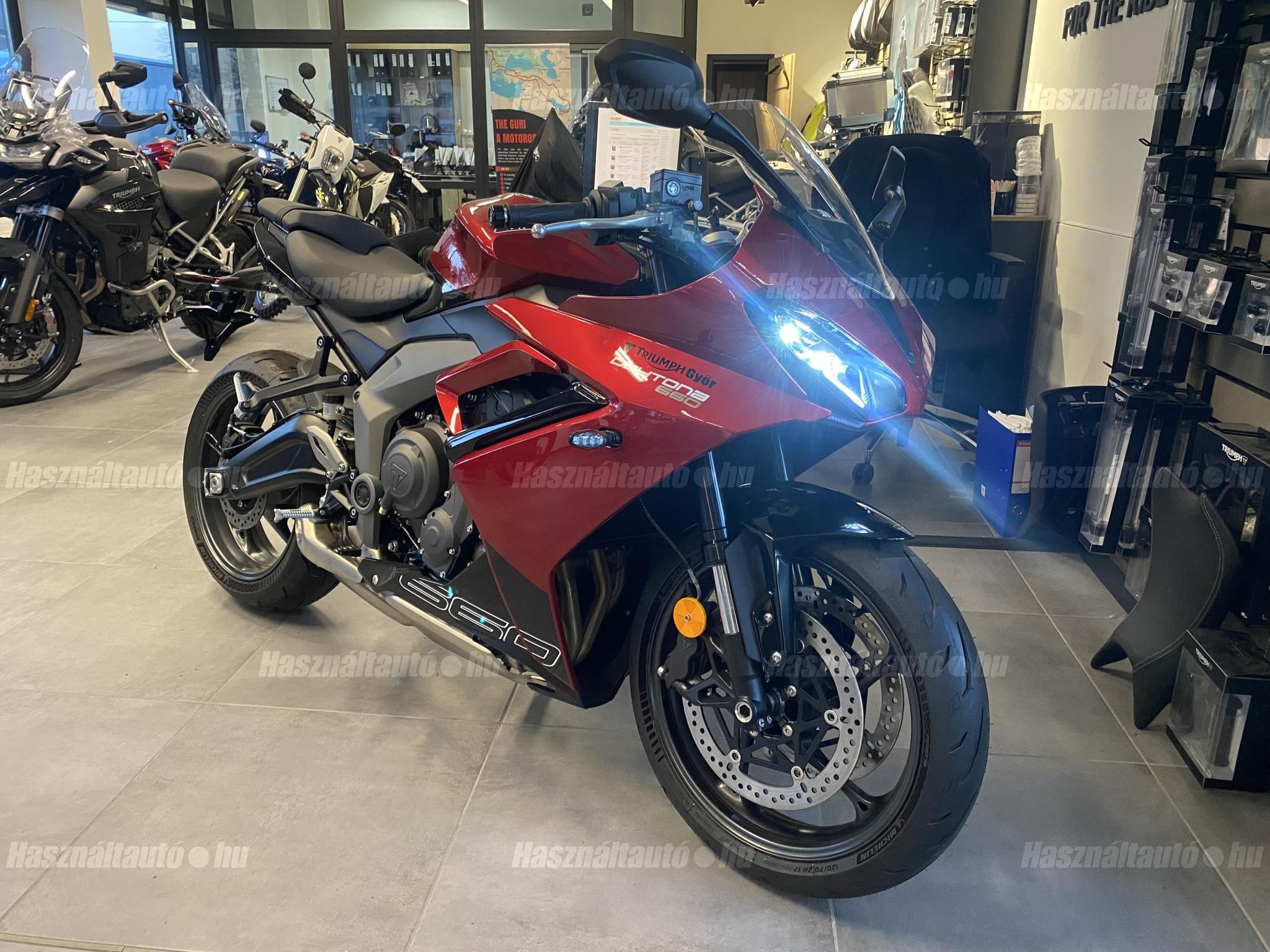 TRIUMPH DAYTONA 2025/11 - 1