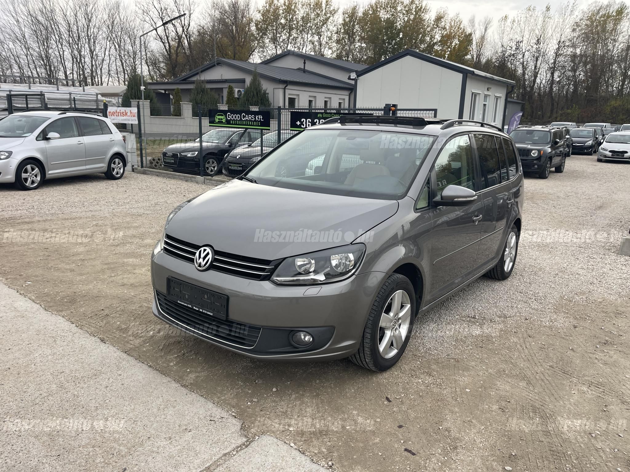 VOLKSWAGEN TOURAN 2011/9 - 1
