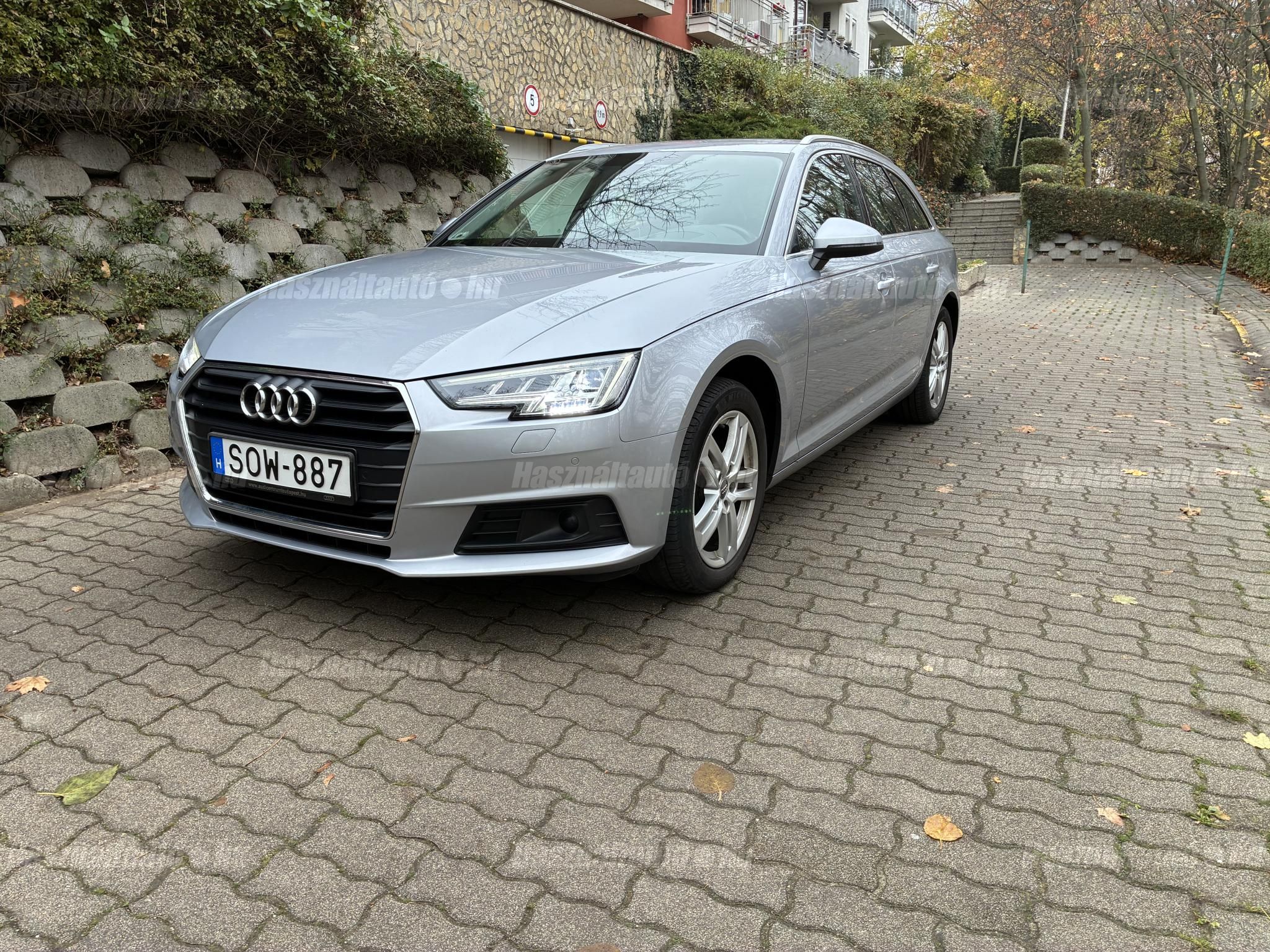 AUDI A4 2017/10 - 1