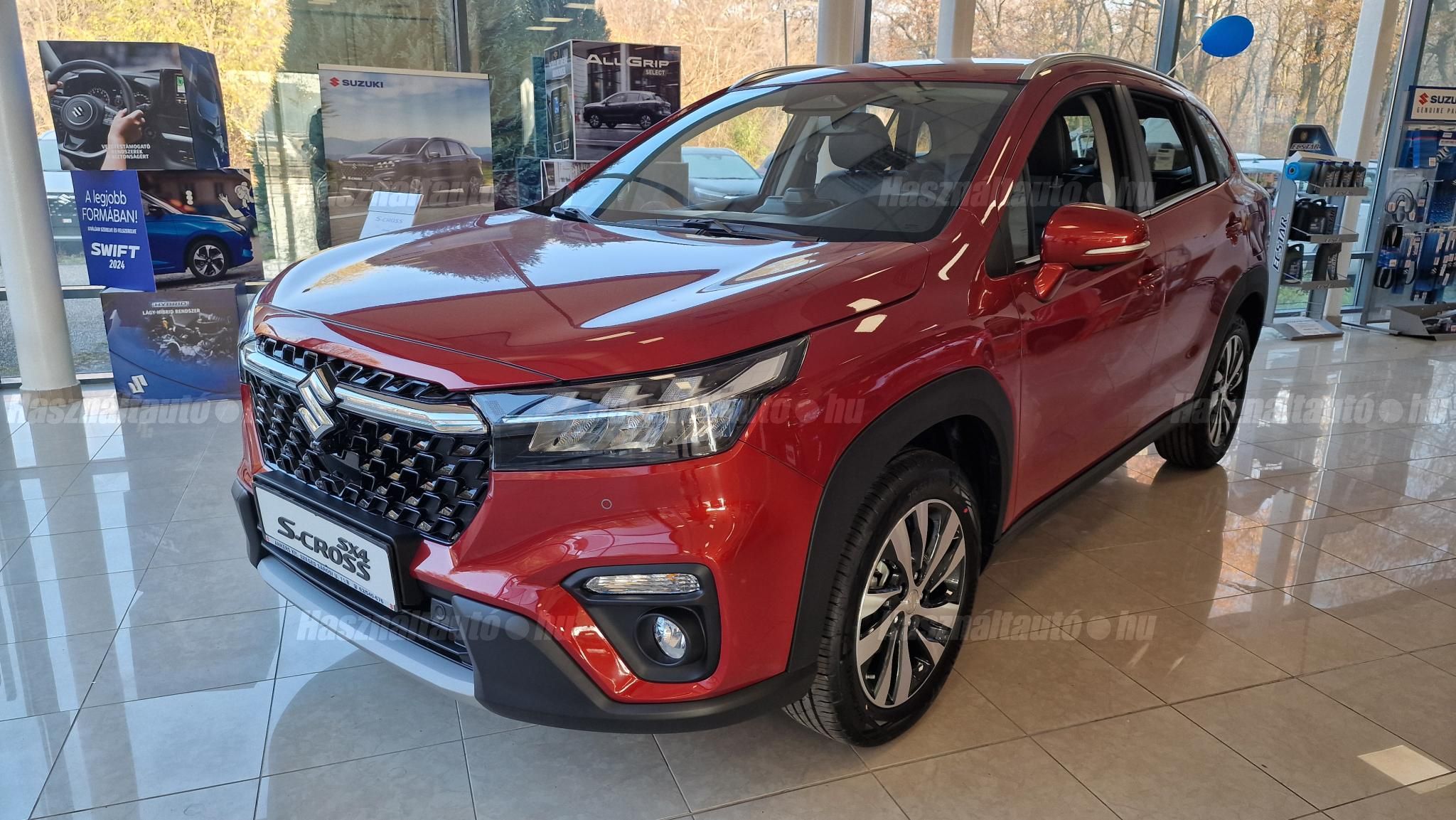 SUZUKI S-CROSS 2025 - 1