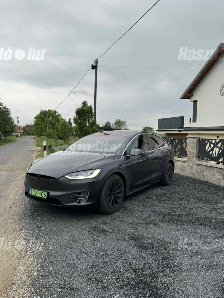 TESLA MODEL X 2017/7 - 1