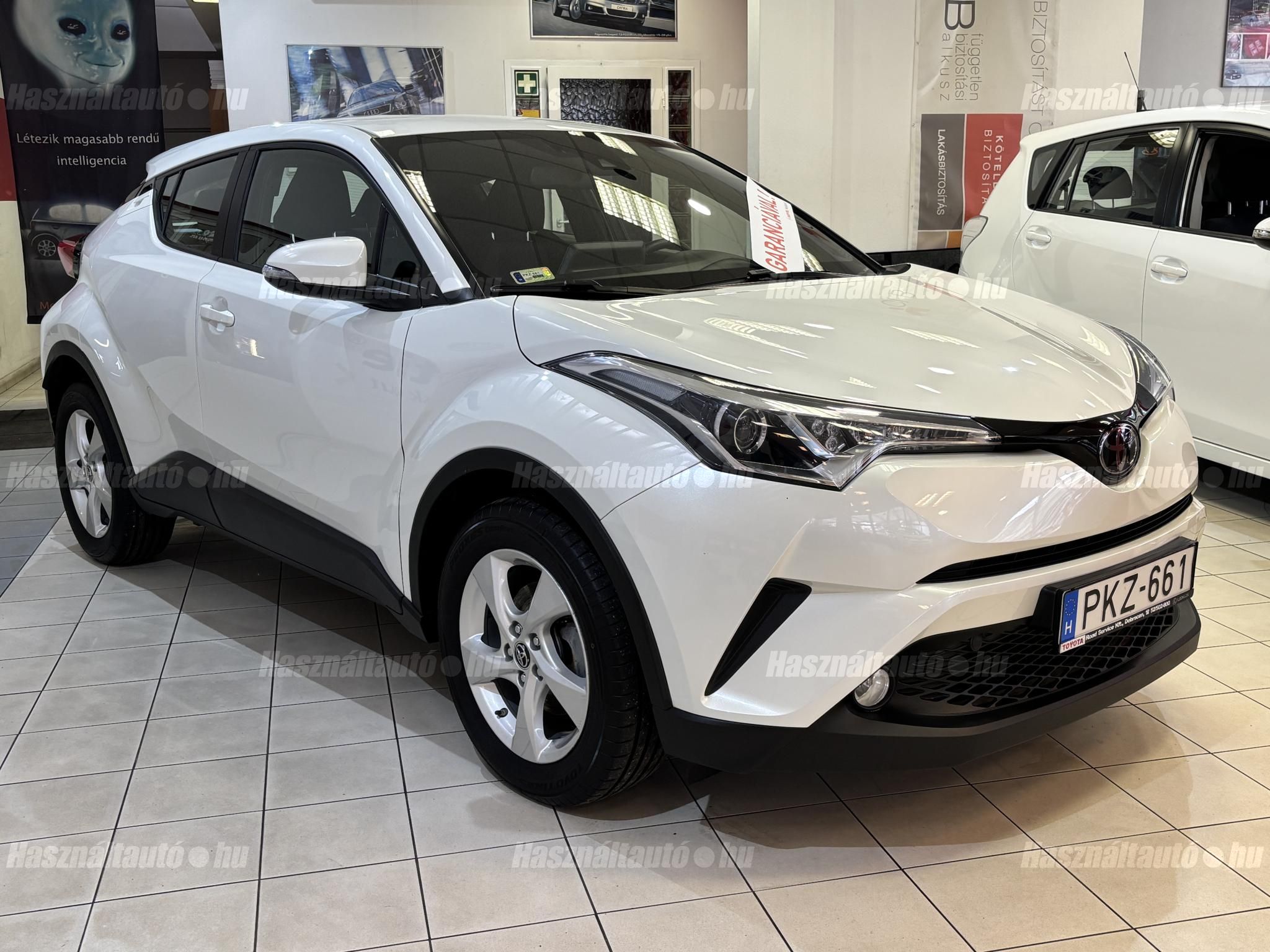 TOYOTA C-HR 2017/10 - 1