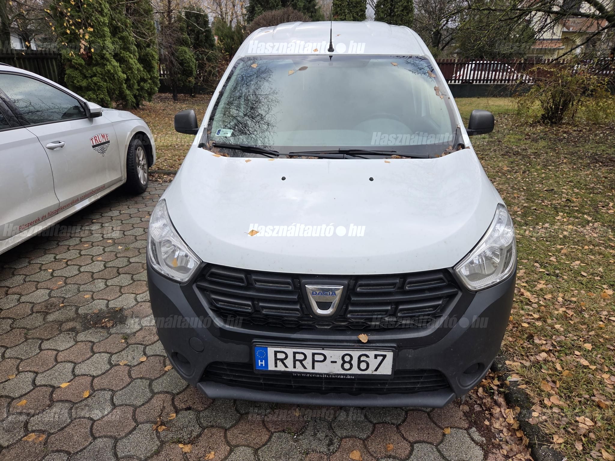 DACIA DOKKER 2019/8 - 1