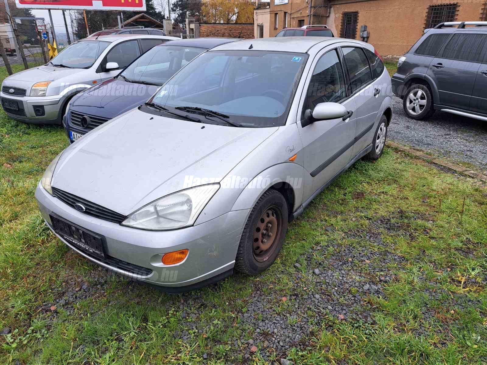 FORD FOCUS 1999/4 - 1